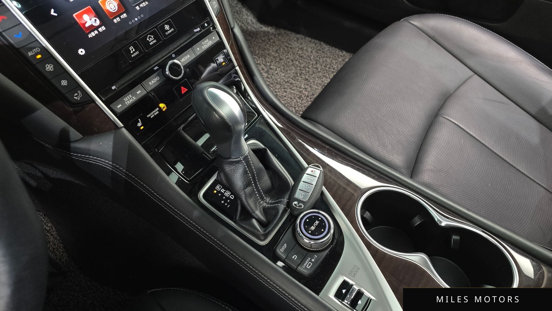Infiniti Q50 2016 — миниатюра 9