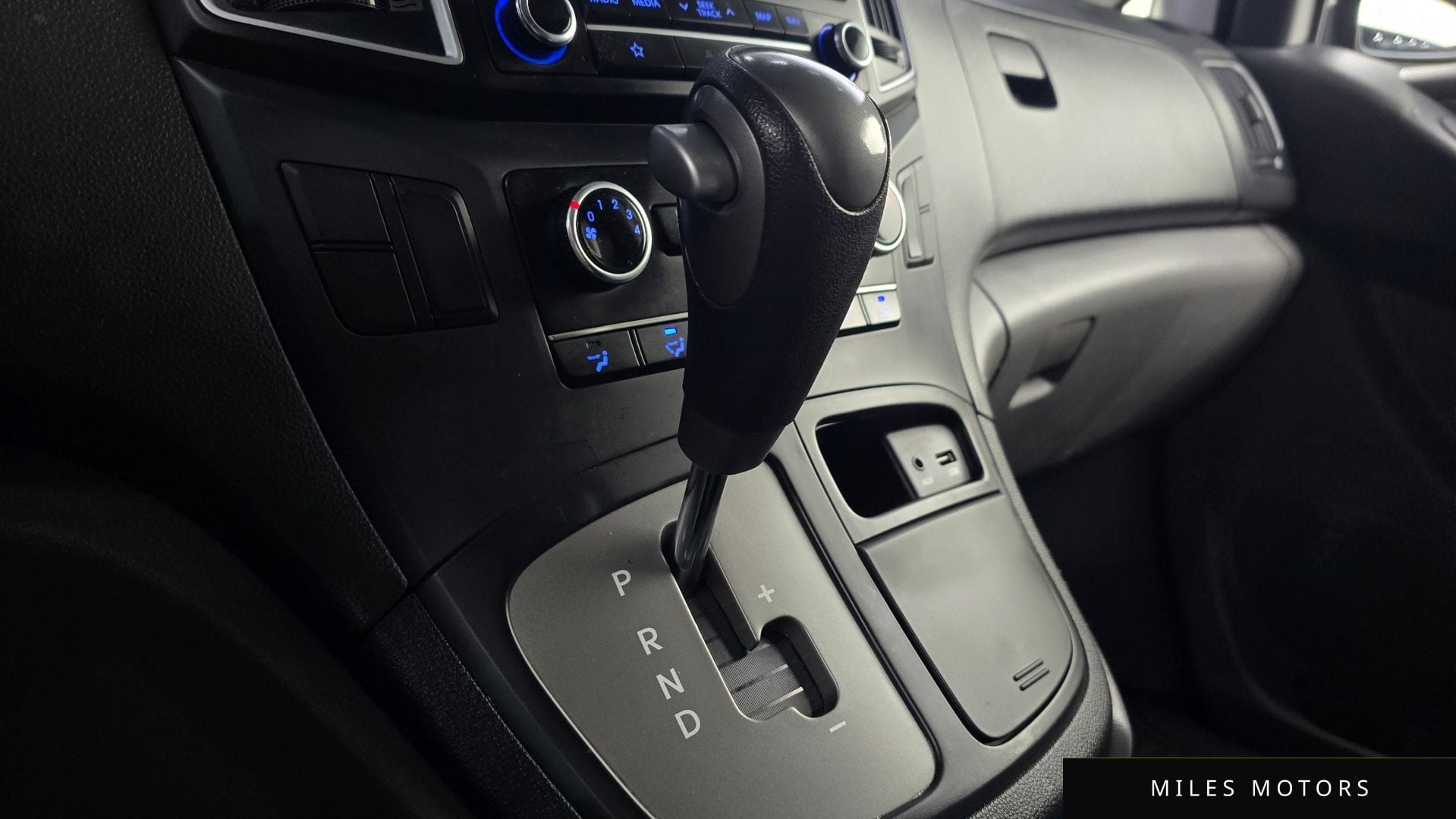 Hyundai Starex 2018 — миниатюра 8