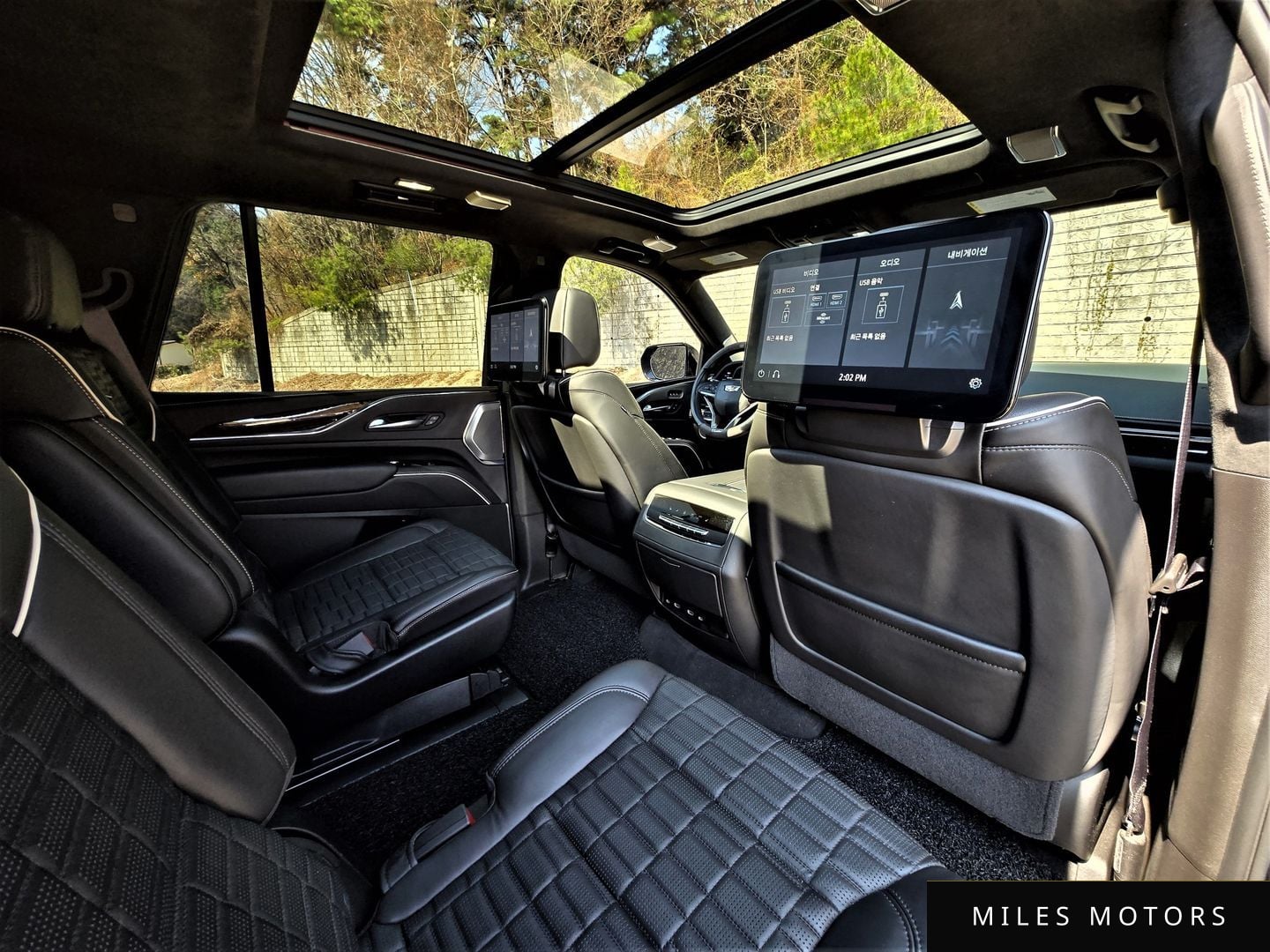 Cadillac Escalade 2021 — миниатюра 11