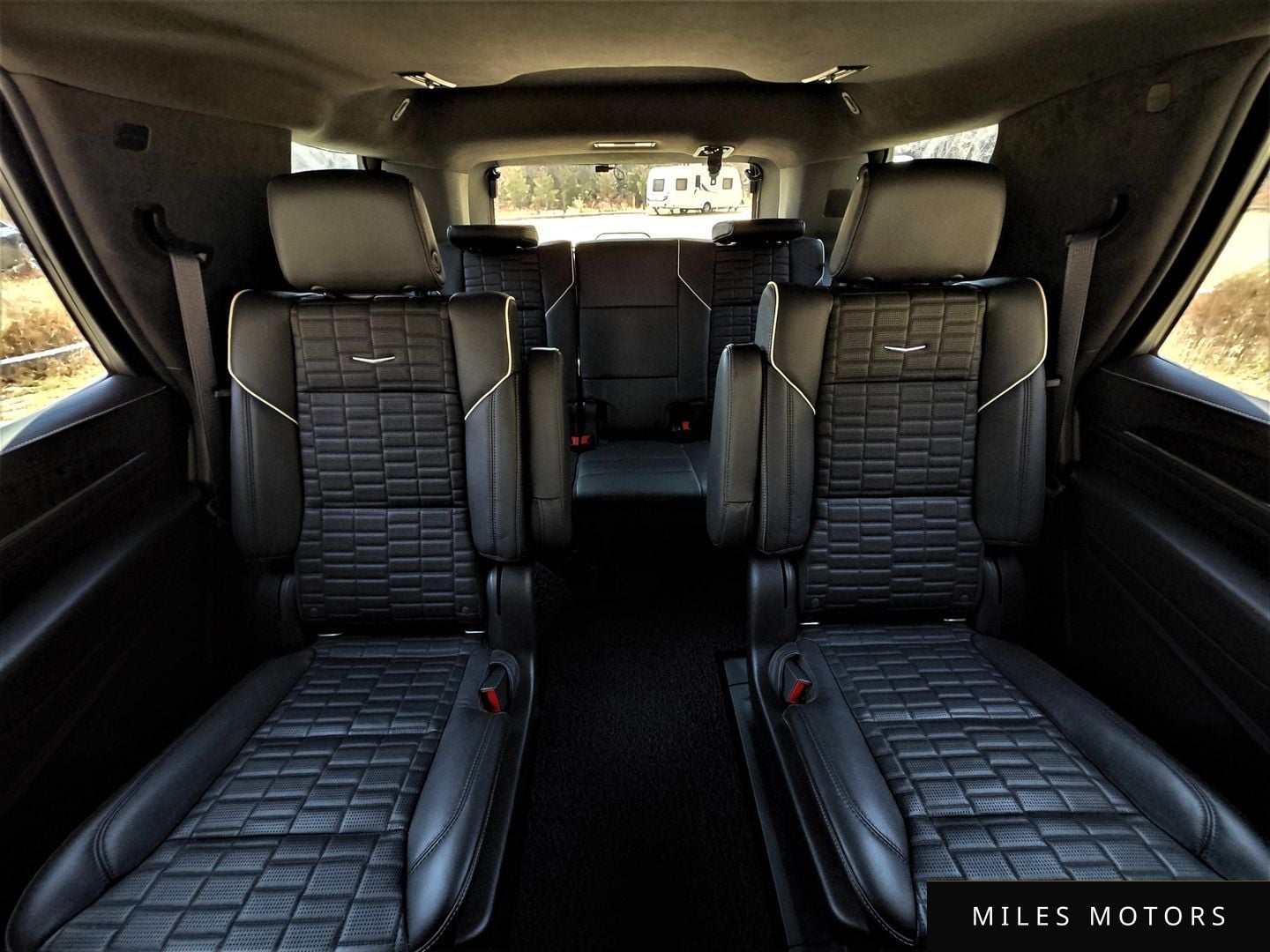 Cadillac Escalade 2021 — миниатюра 12