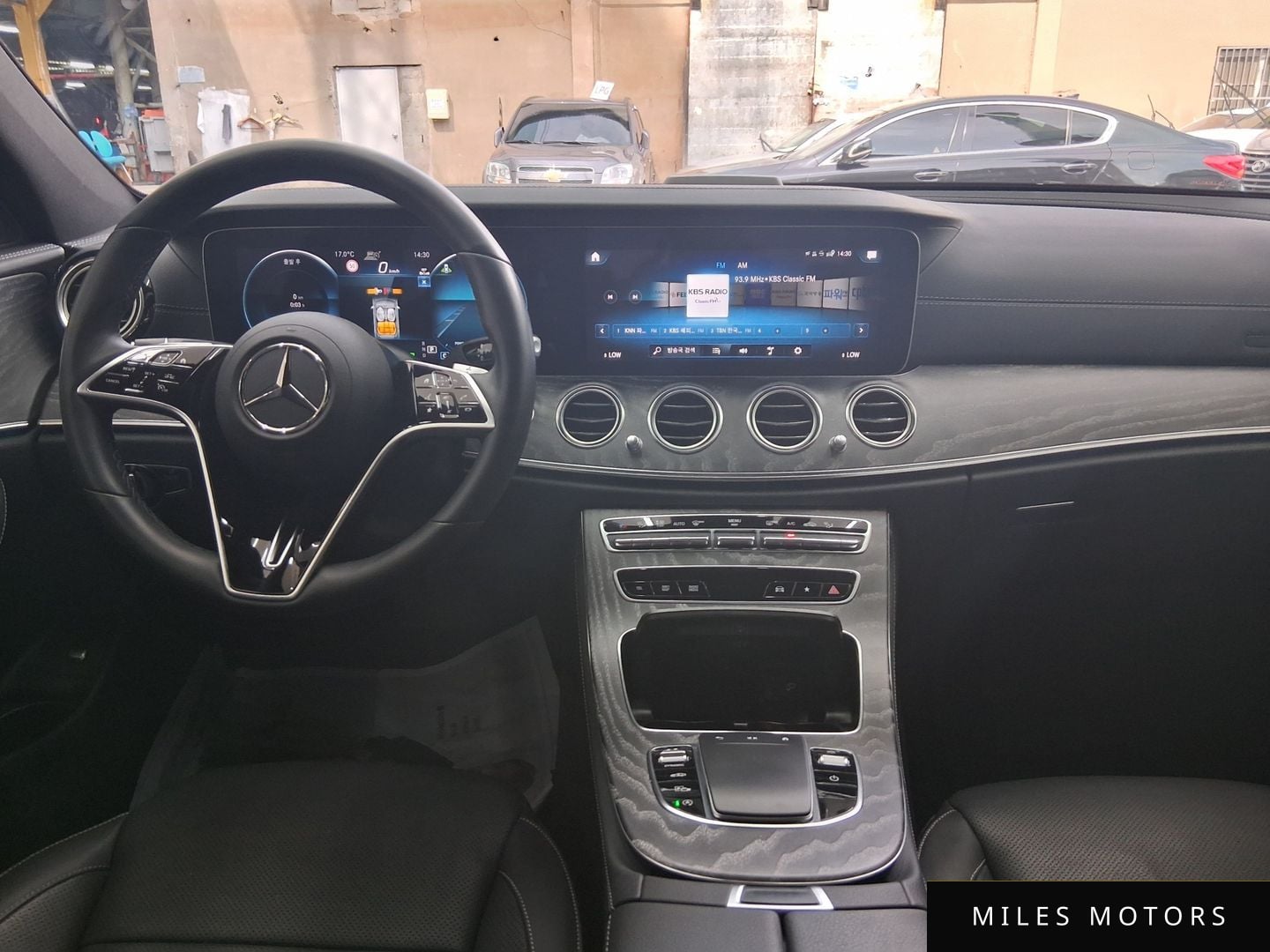 Mercedes-Benz E-Class W213 2022 — миниатюра 7