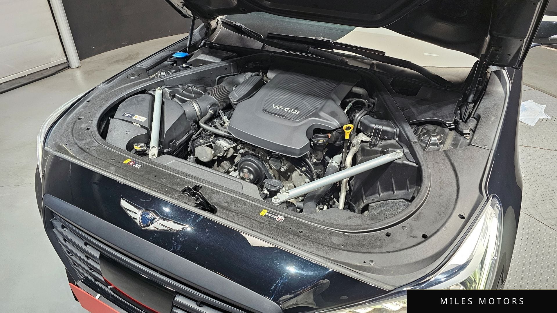 Genesis EQ900 2016 — миниатюра 6