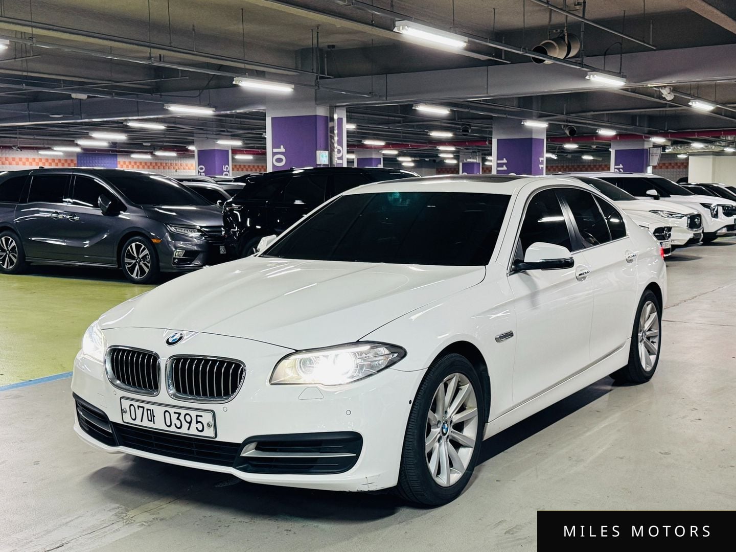 BMW 5 Series (F10) 2015 — миниатюра 3