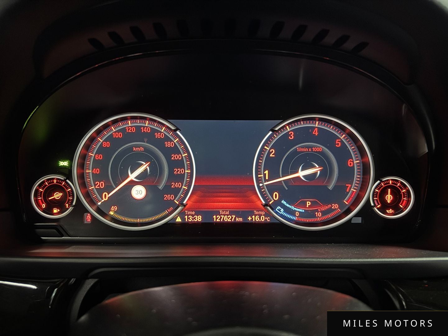 BMW 5 Series (F10) 2015 — миниатюра 8
