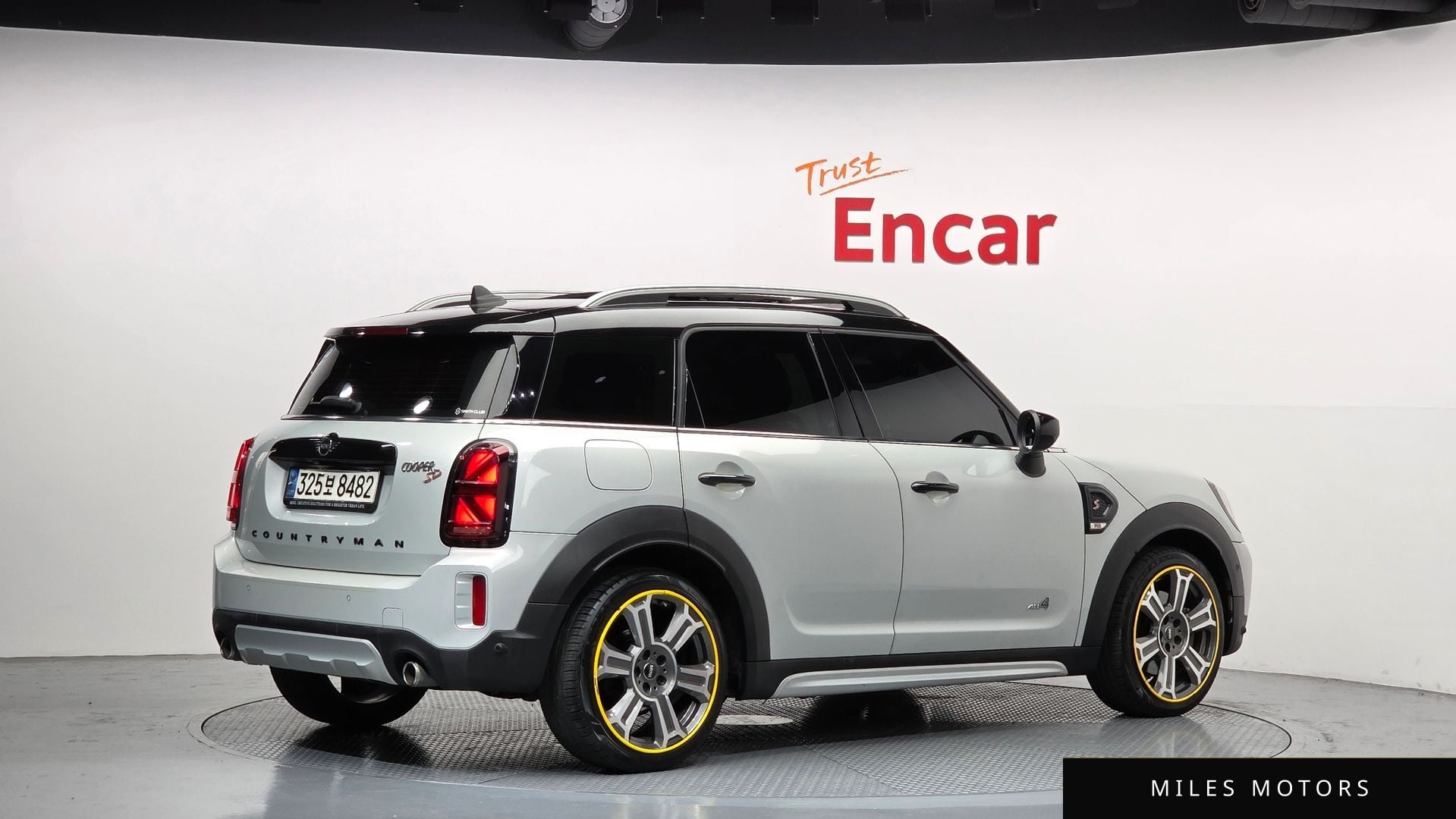 MINI Countryman 2021 — миниатюра 2