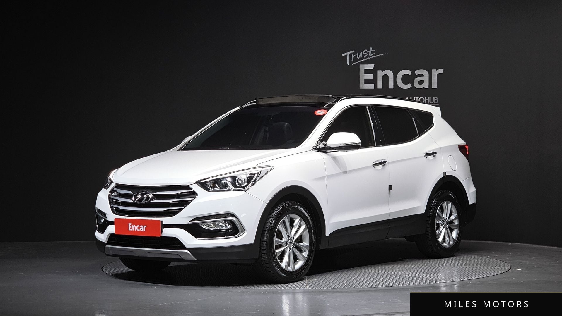 Hyundai Santafe 2016 — фото 1 из 12