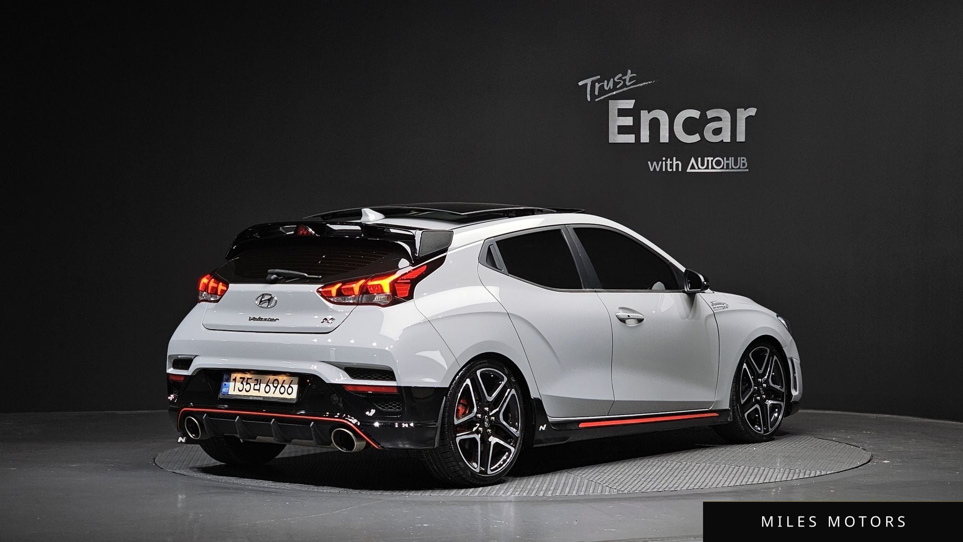 Hyundai Veloster 2022 — миниатюра 2