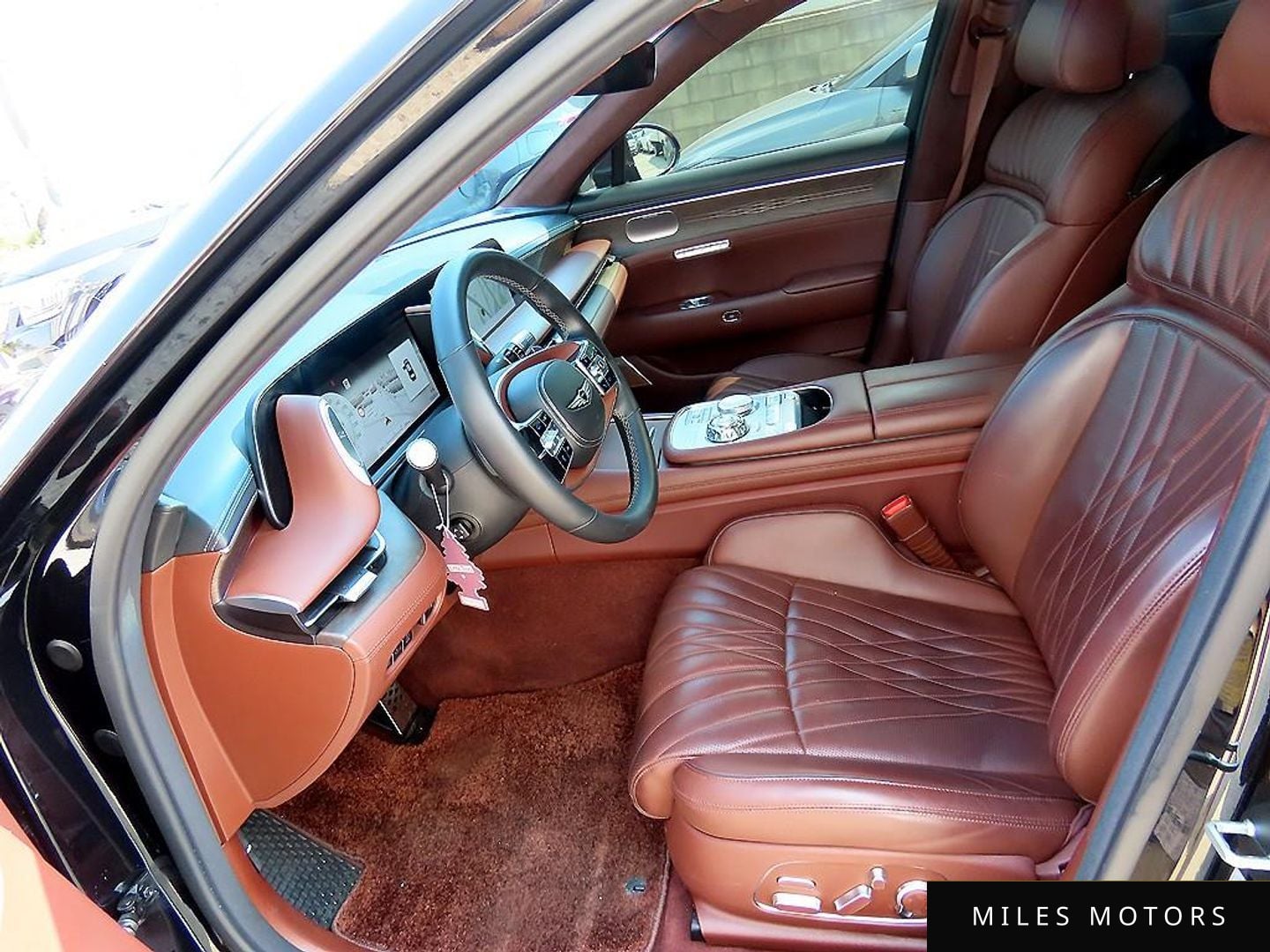 Genesis G90 (RS4) 2022 — миниатюра 5