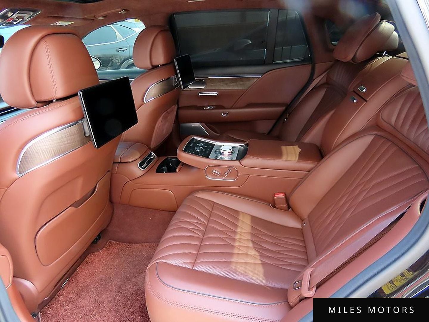 Genesis G90 (RS4) 2022 — миниатюра 6