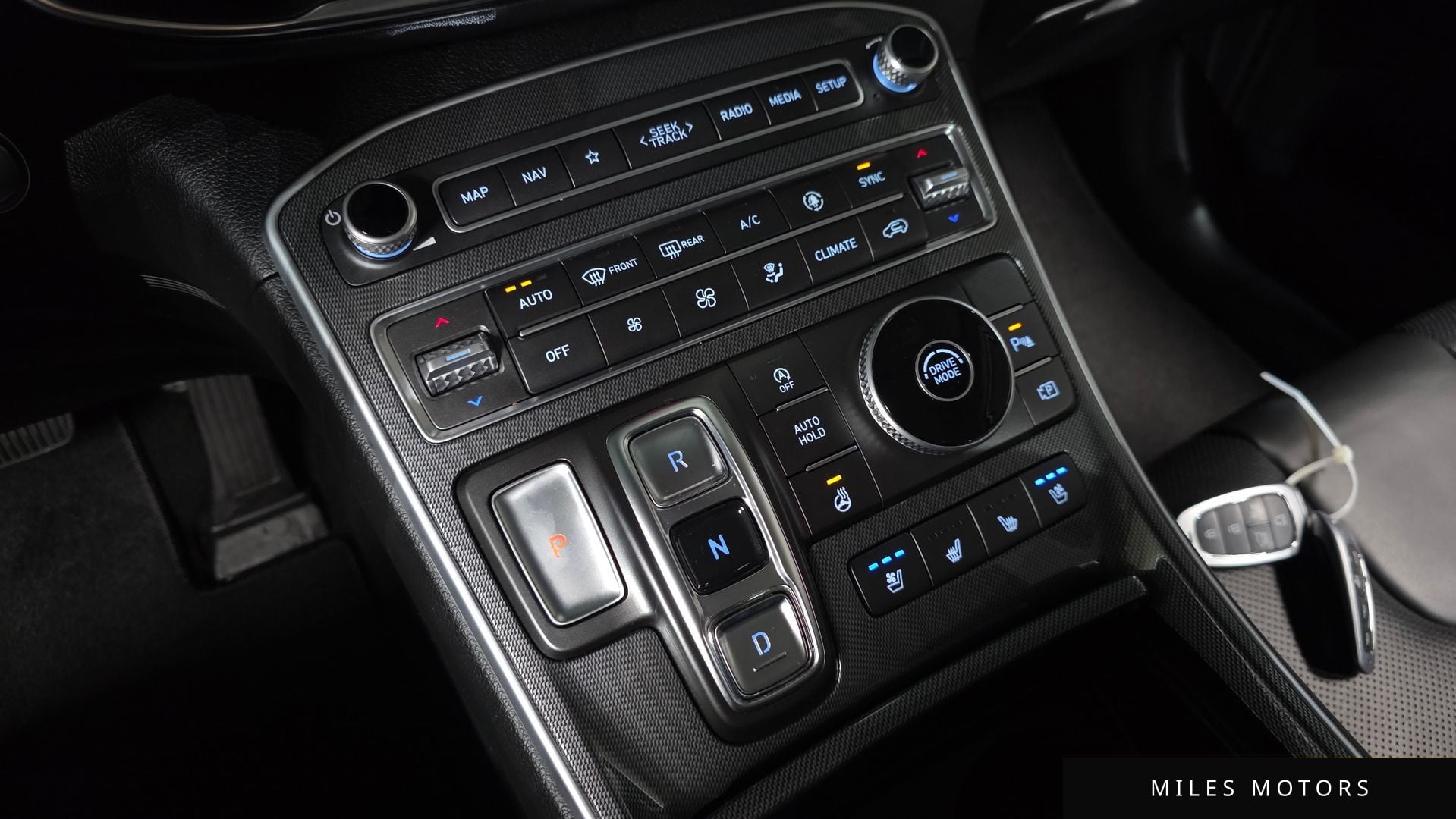 Hyundai Santafe 2021 — миниатюра 9