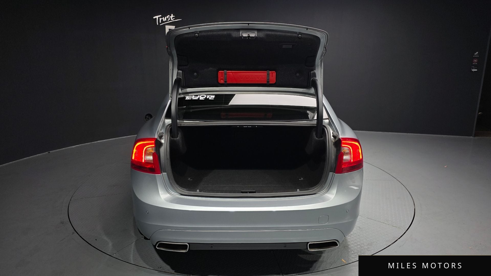 Volvo S60 2017 — миниатюра 19