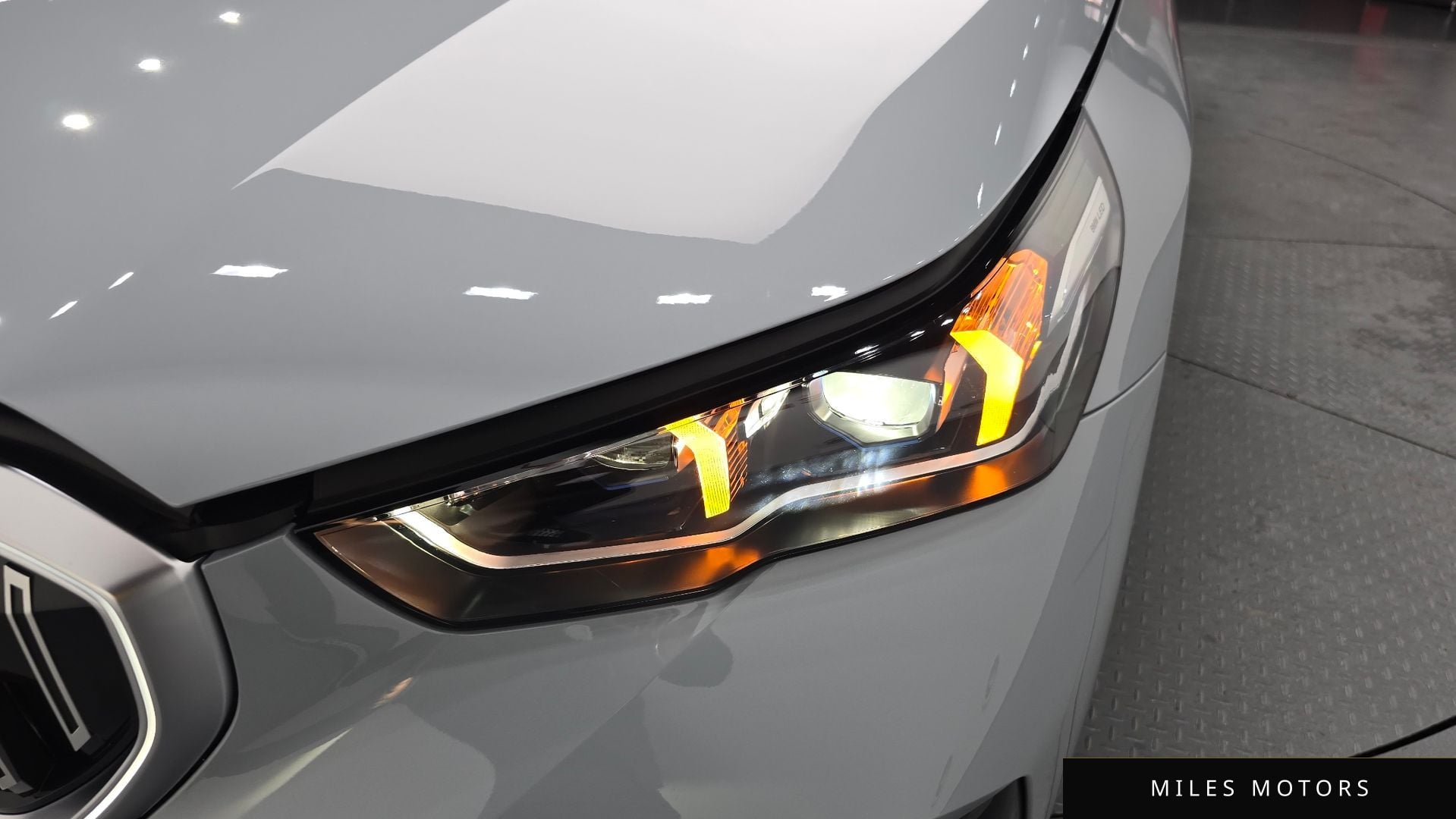 BMW 5 Series (G60) 2024 — миниатюра 8