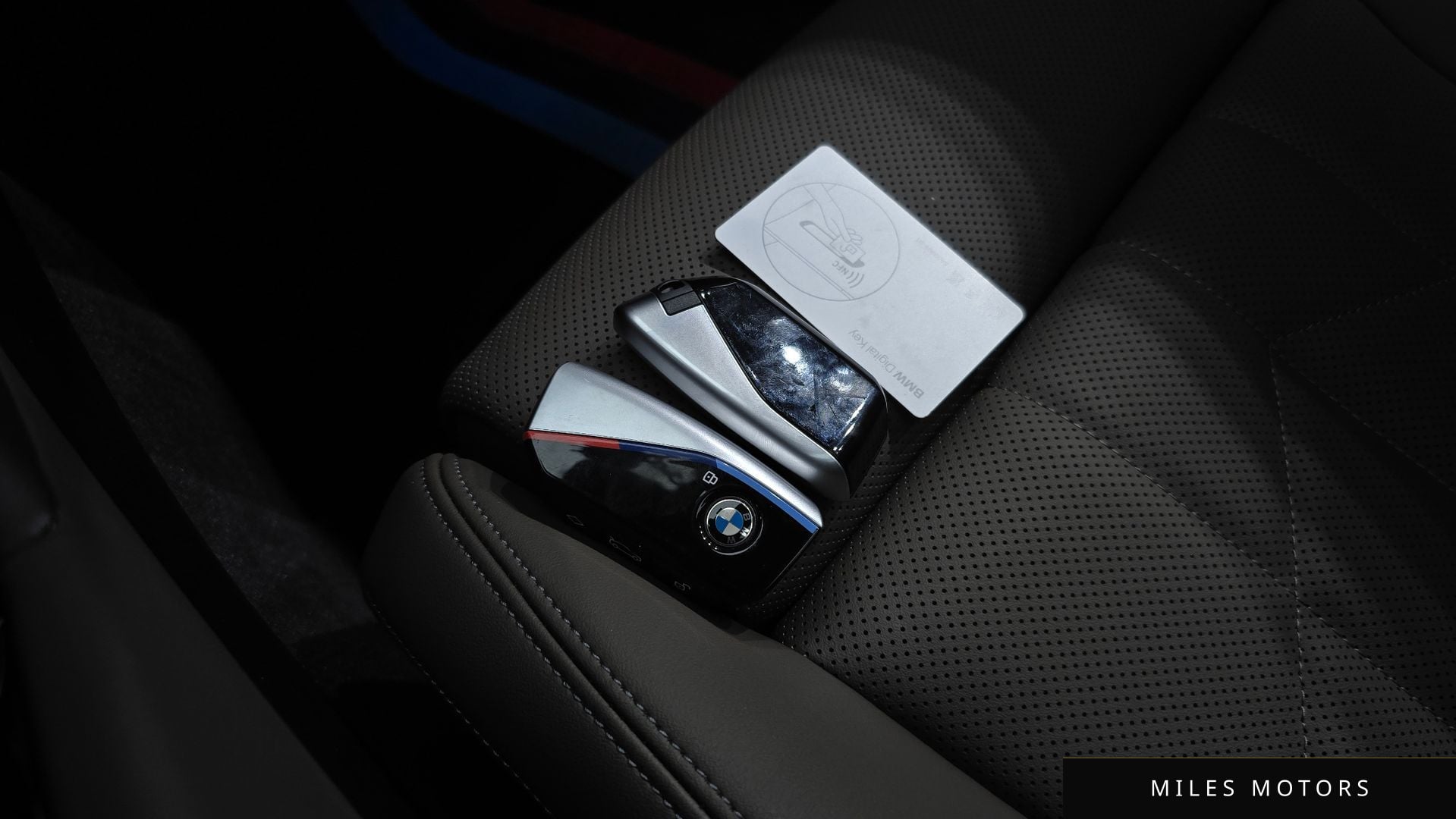 BMW 5 Series (G60) 2024 — миниатюра 28