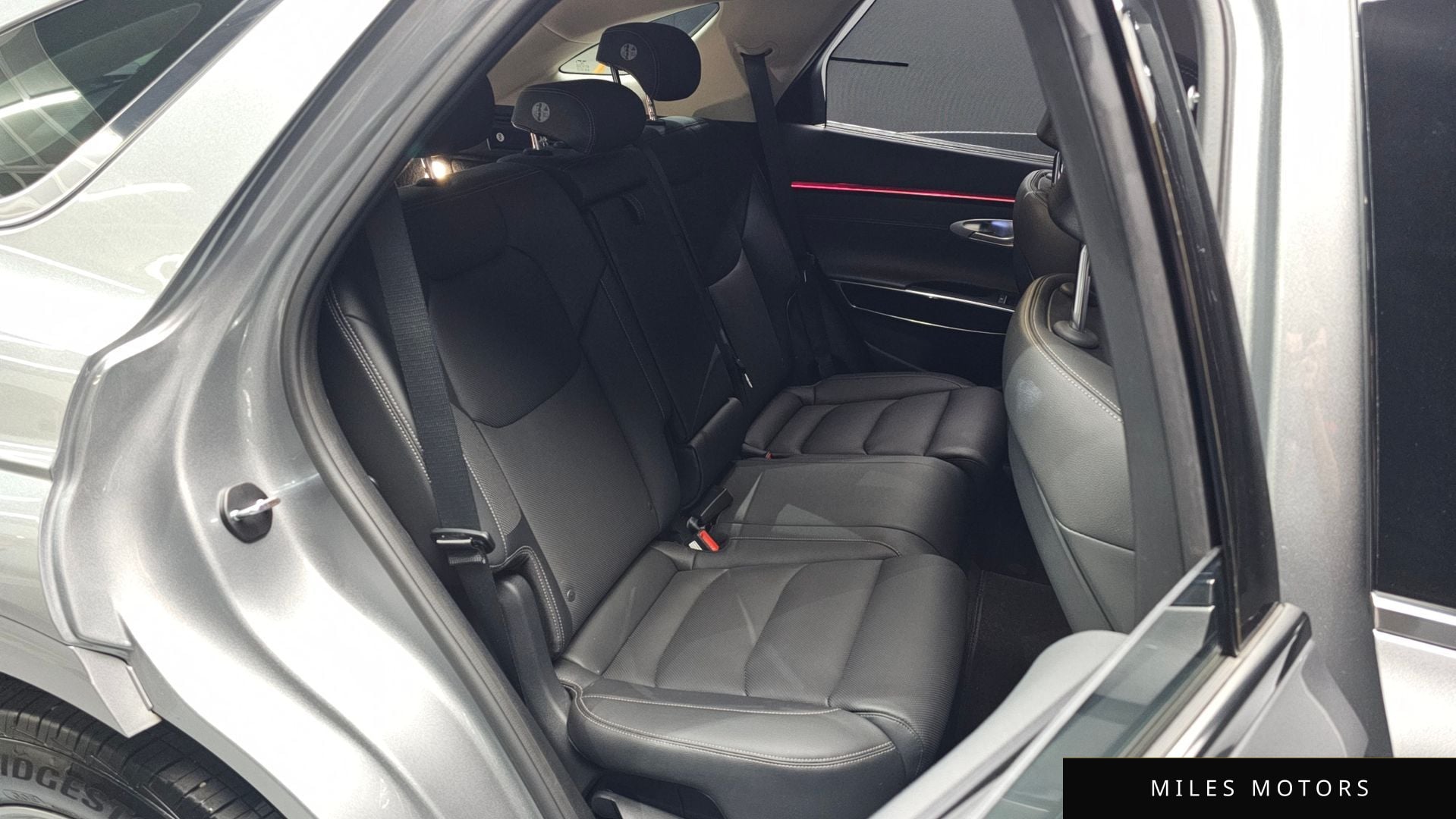 Genesis GV70 2025 — миниатюра 12