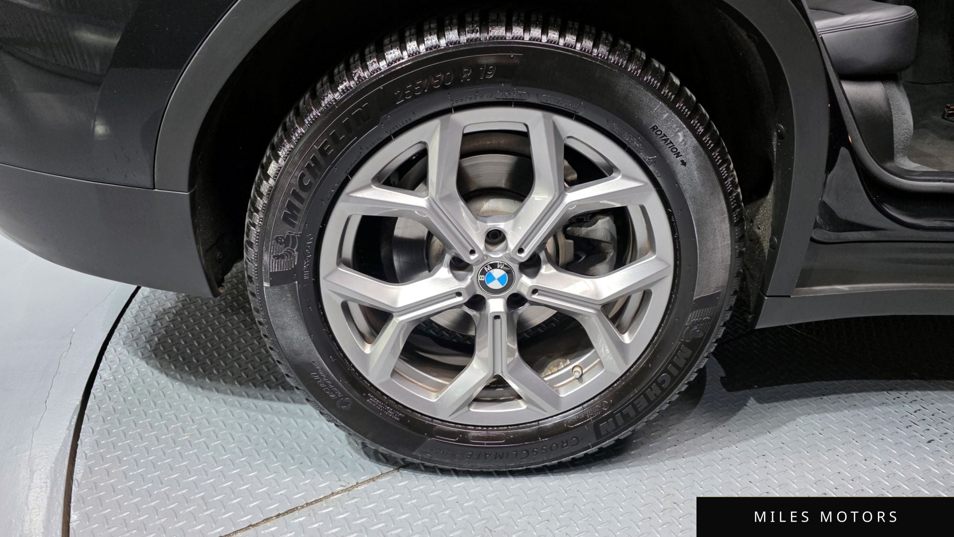 BMW X4 (G02) 2023 — миниатюра 5