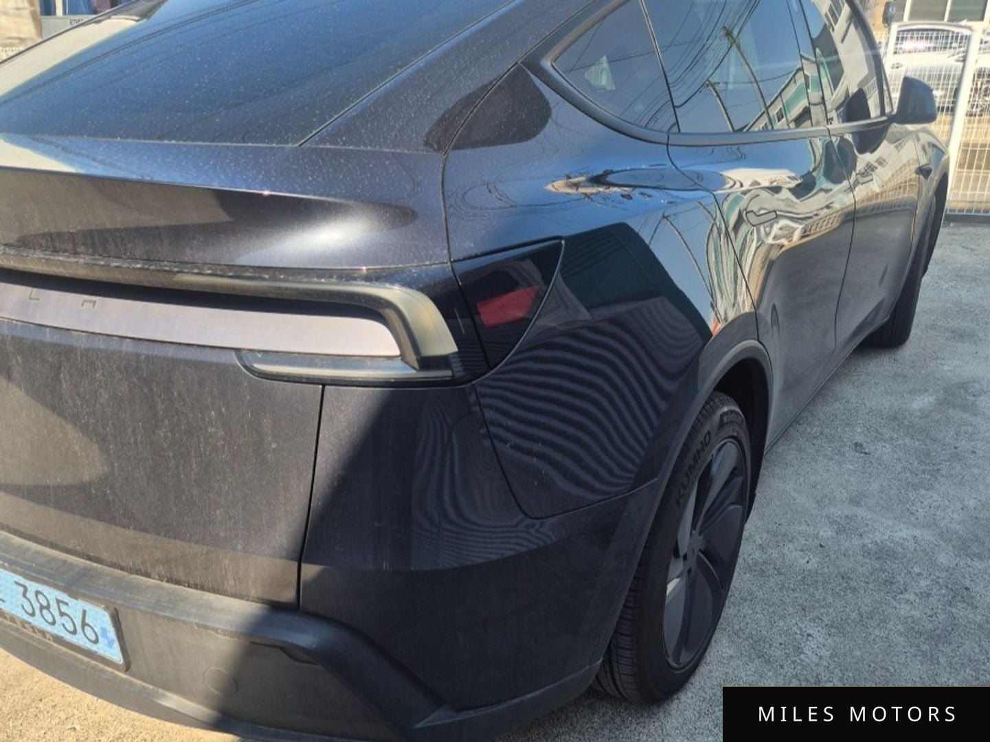 Tesla Model Y 2025 — миниатюра 4