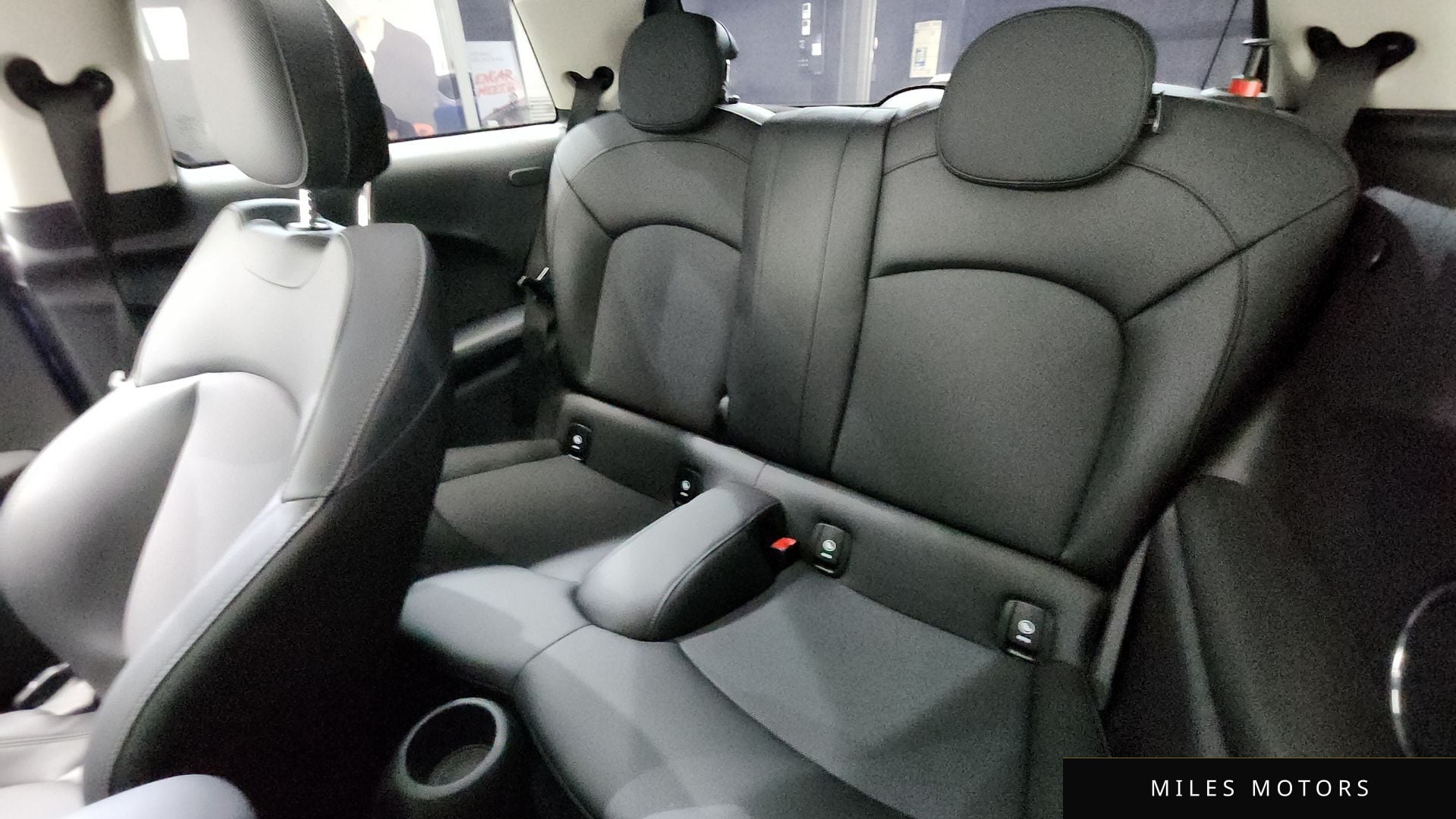 MINI Cooper 2021 — миниатюра 12