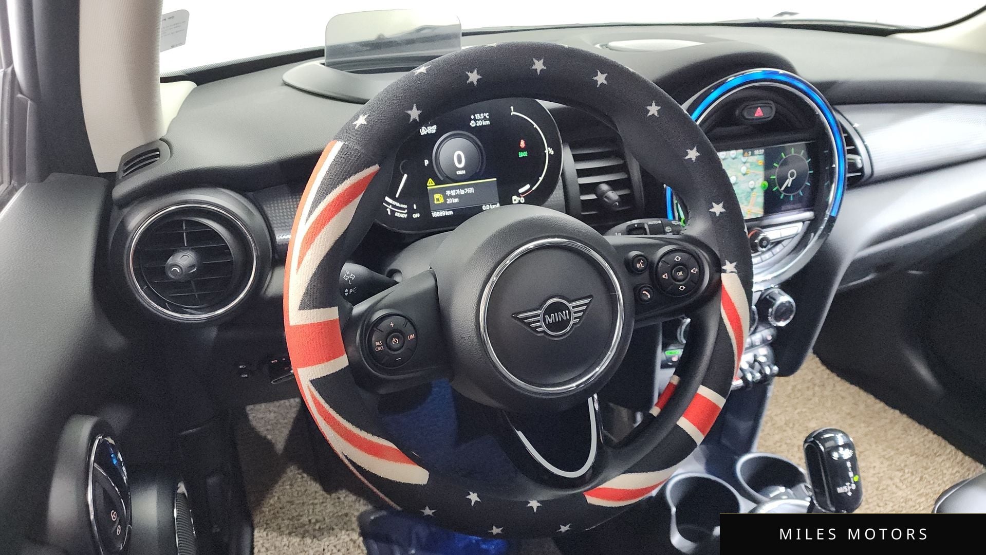 MINI Cooper 2021 — миниатюра 13