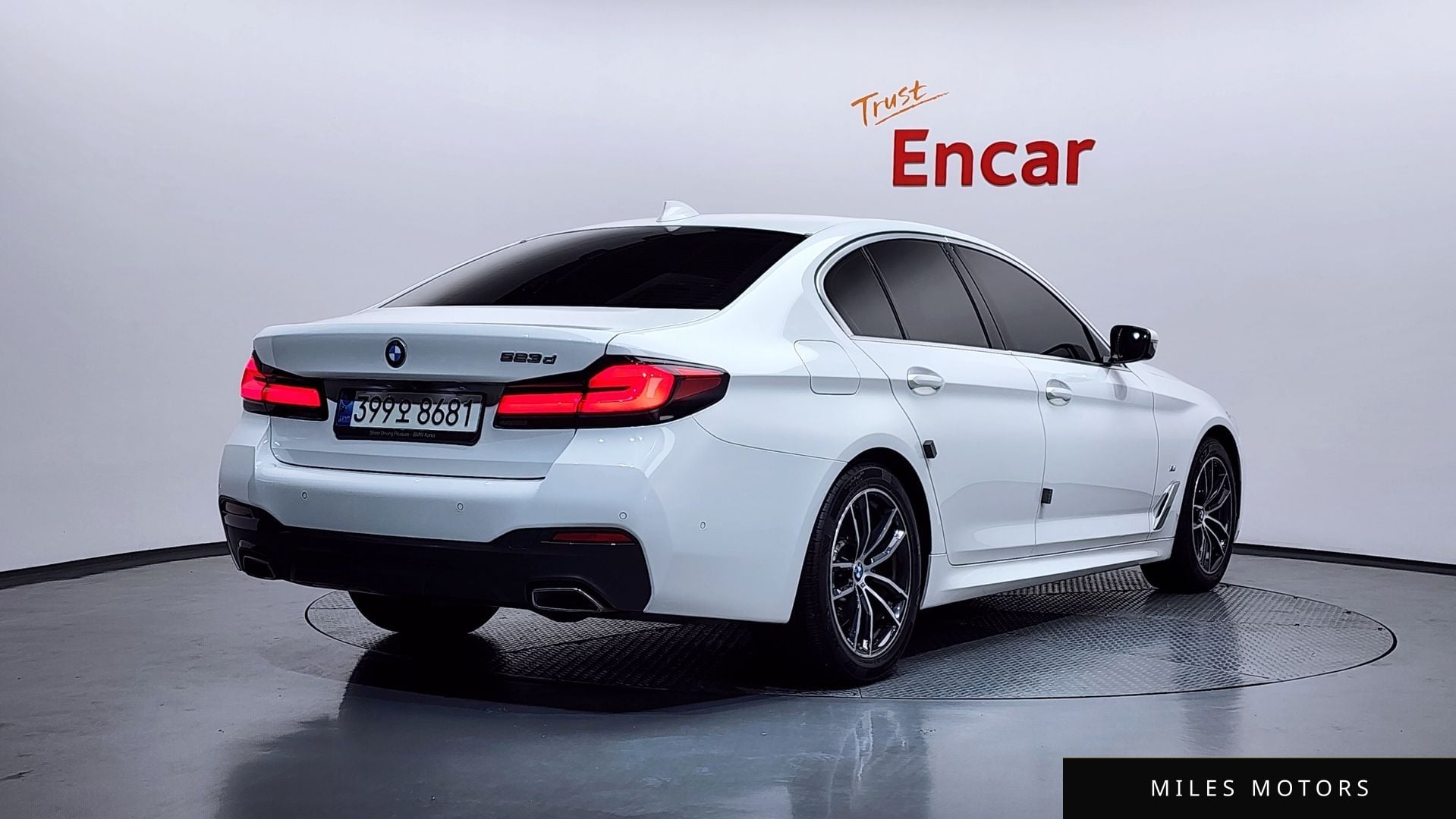 BMW 5시리즈 (G30) 2021 — миниатюра 2