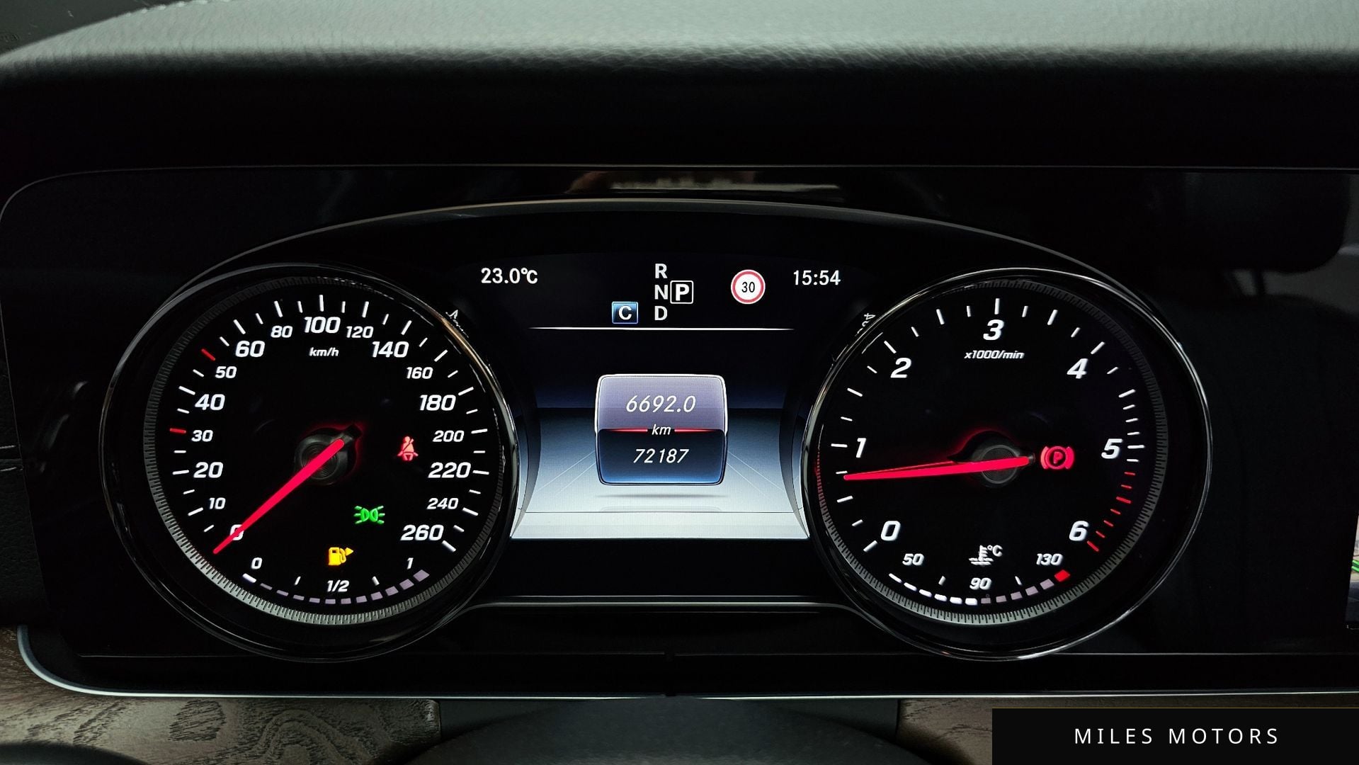Mercedes-Benz E-Class W213 2017 — миниатюра 8
