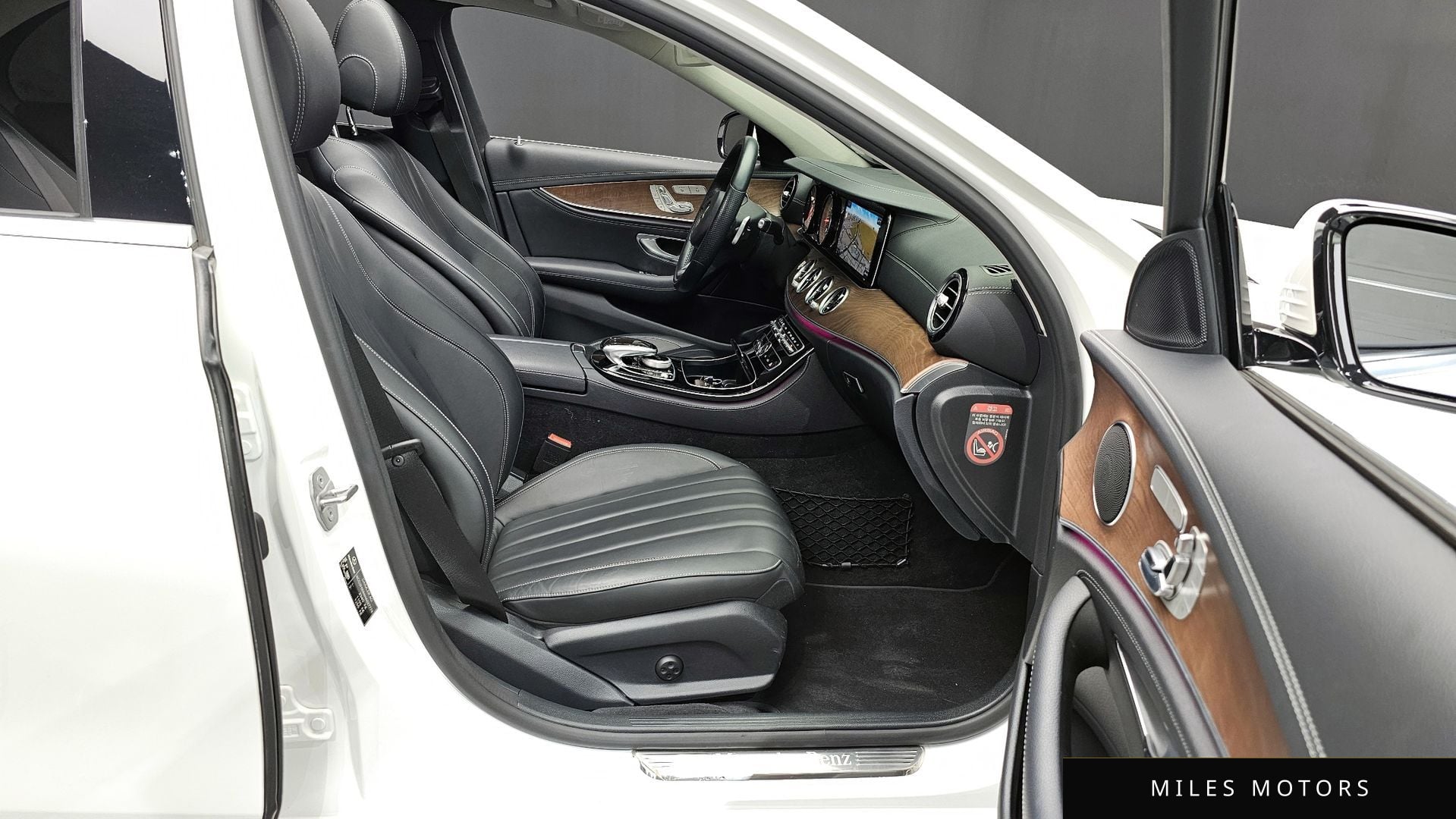 Mercedes-Benz E-Class W213 2017 — миниатюра 11