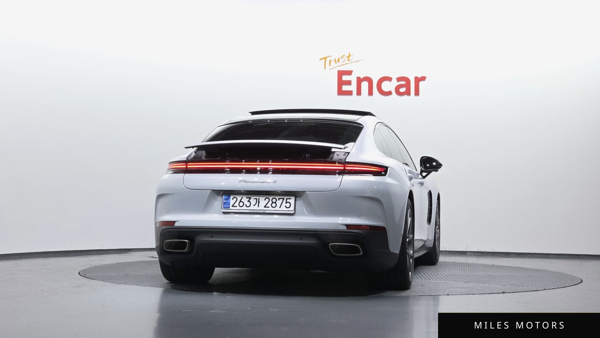 Porsche Panamera 2025 — миниатюра 4