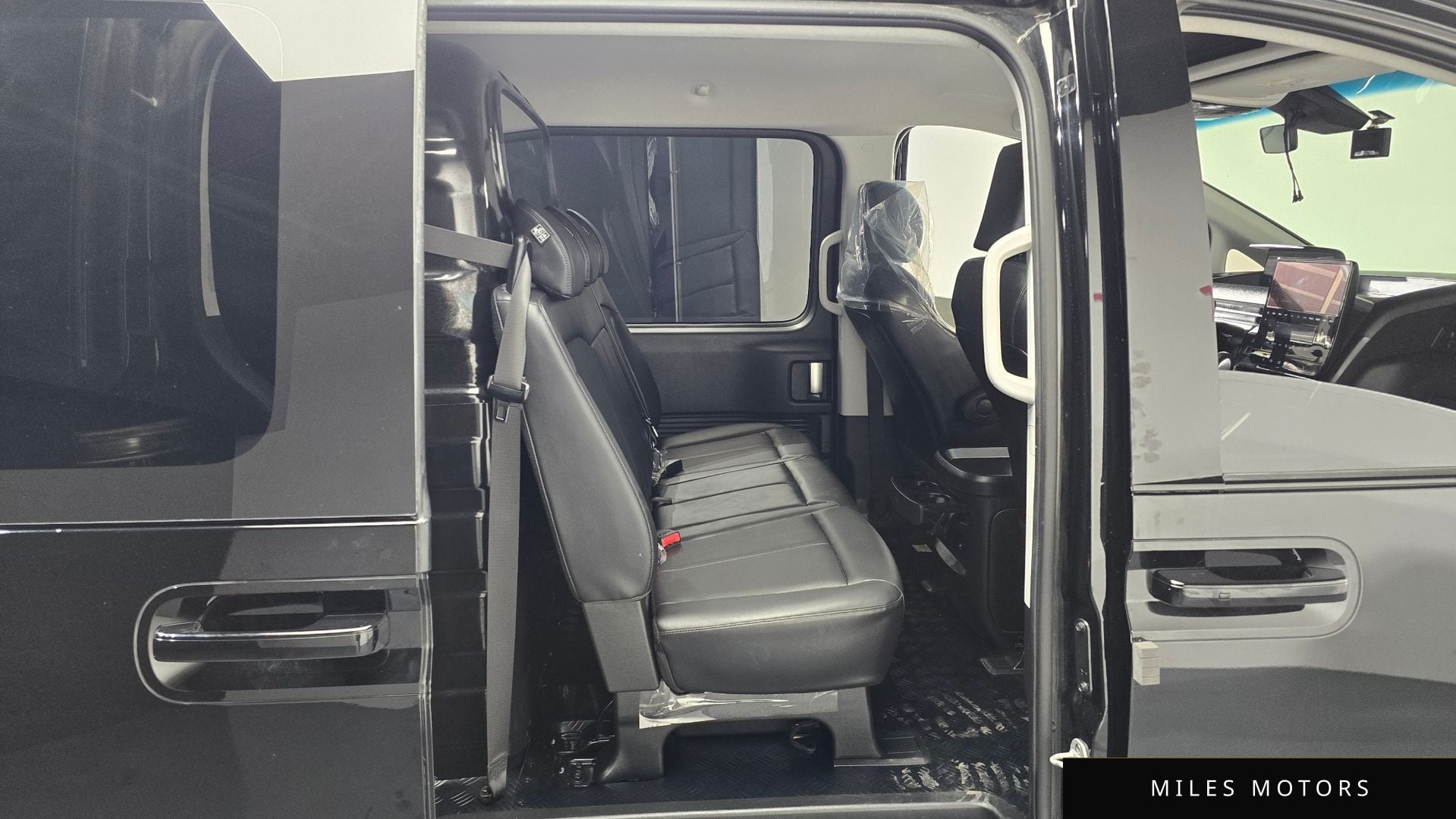 Hyundai Staria 2023 — миниатюра 12