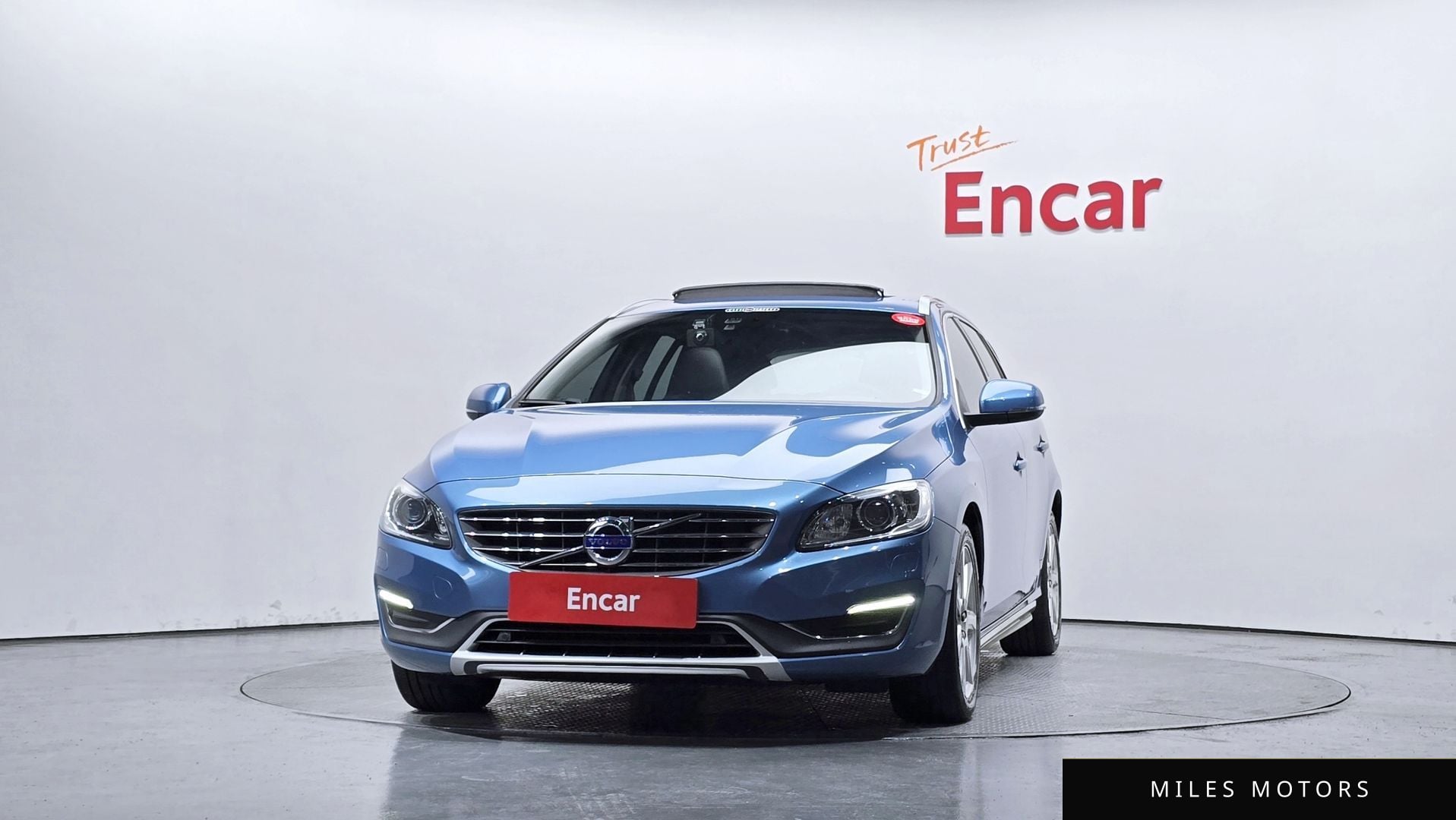 Volvo V60 2016 — миниатюра 3