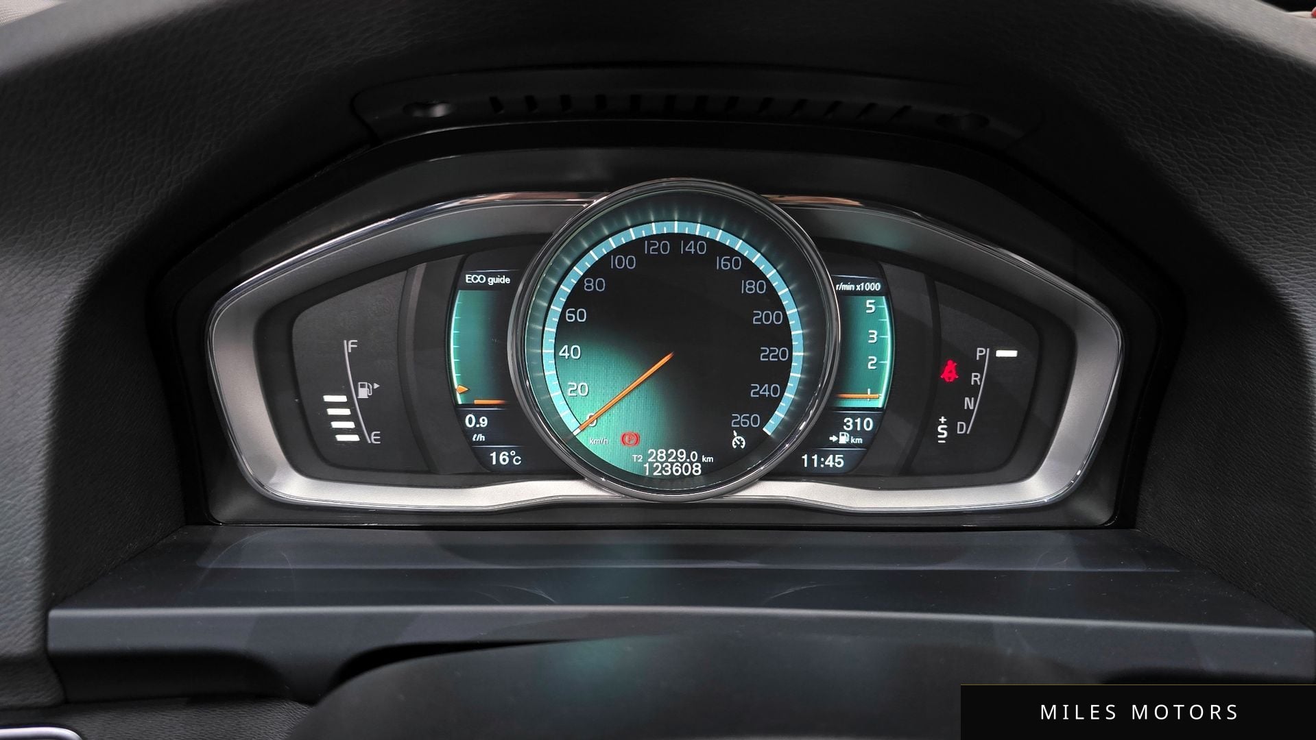 Volvo V60 2016 — миниатюра 8