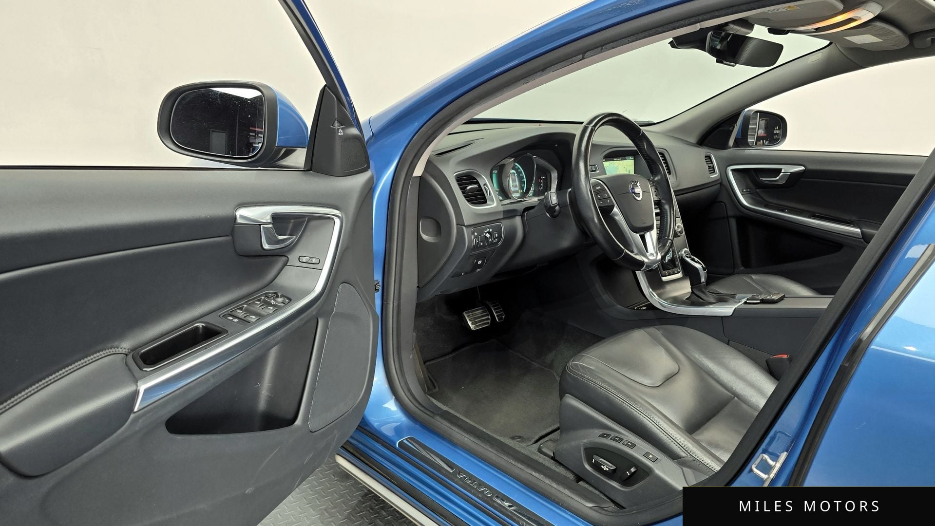 Volvo V60 2016 — миниатюра 11