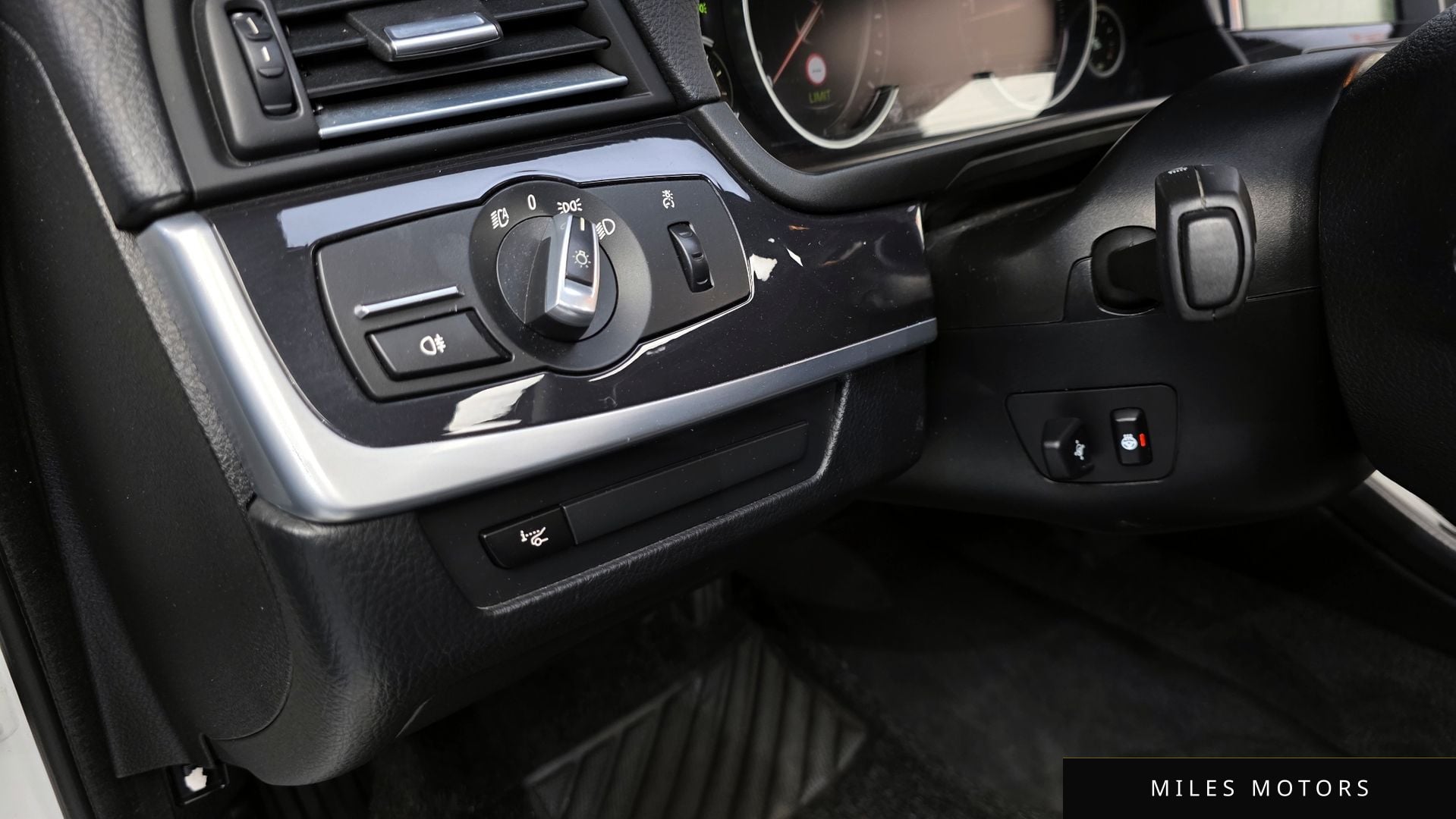 BMW 5 Series (F10) 2014 — миниатюра 12