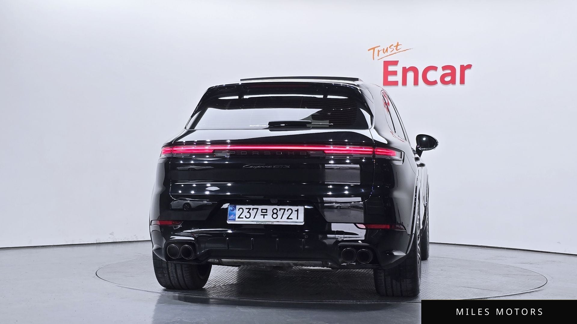 Porsche Cayenne 2025 — миниатюра 4