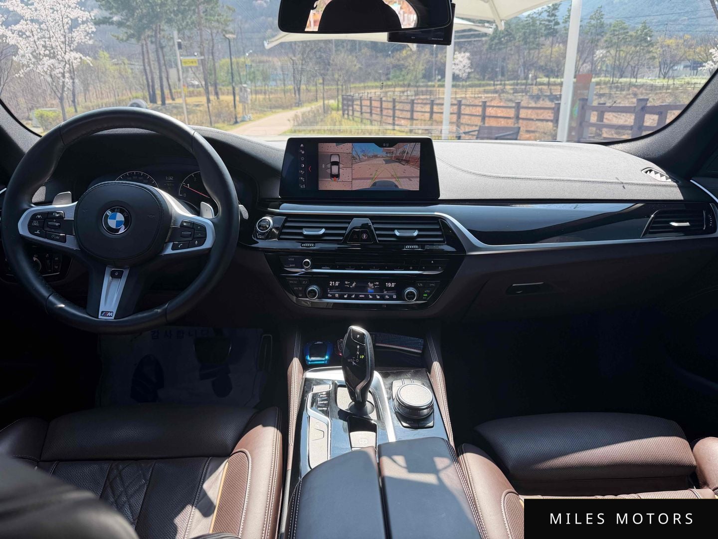 BMW 5 Series (G30) 2019 — миниатюра 7