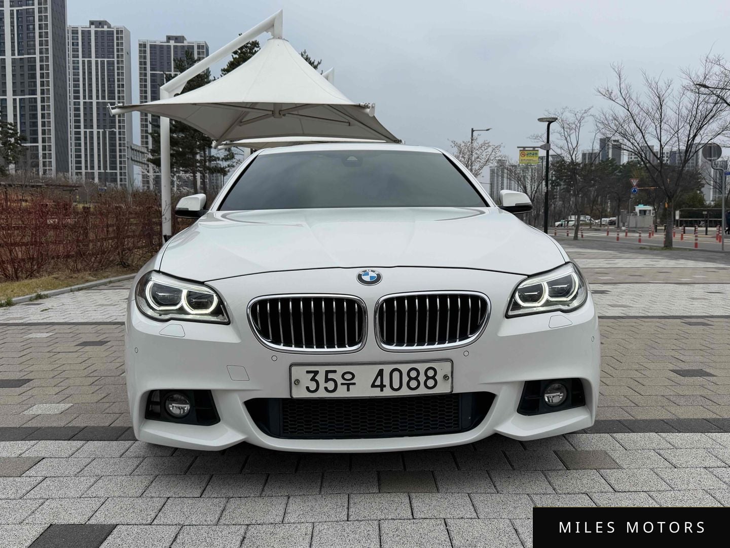BMW 5 Series (F10) 2015 — миниатюра 3