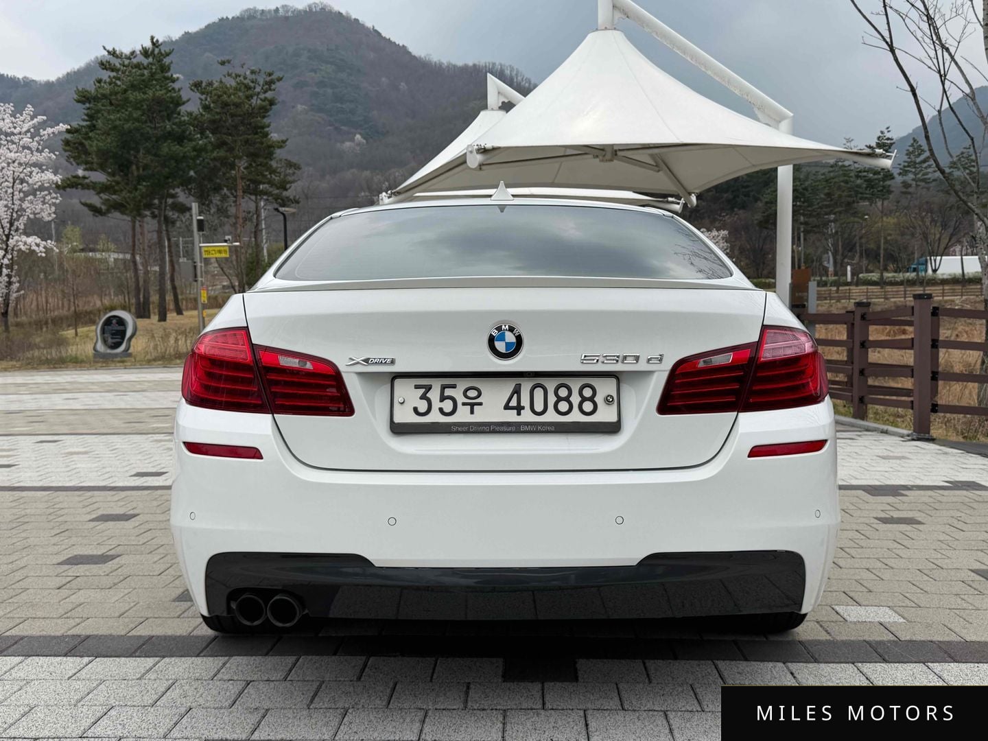 BMW 5 Series (F10) 2015 — миниатюра 4