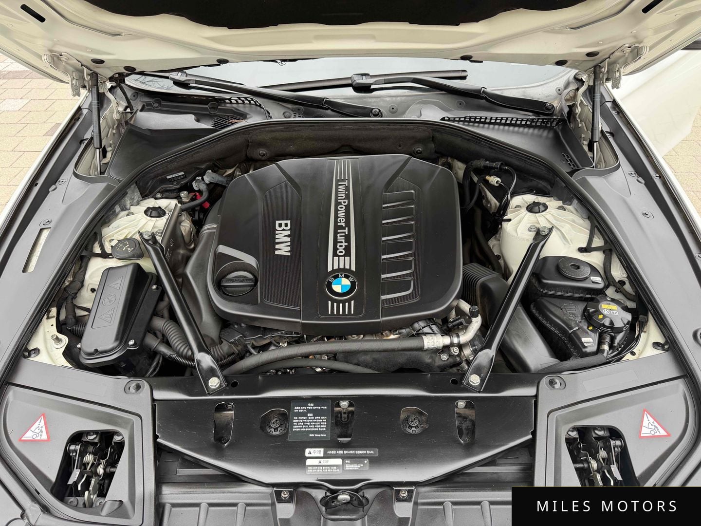 BMW 5 Series (F10) 2015 — миниатюра 6