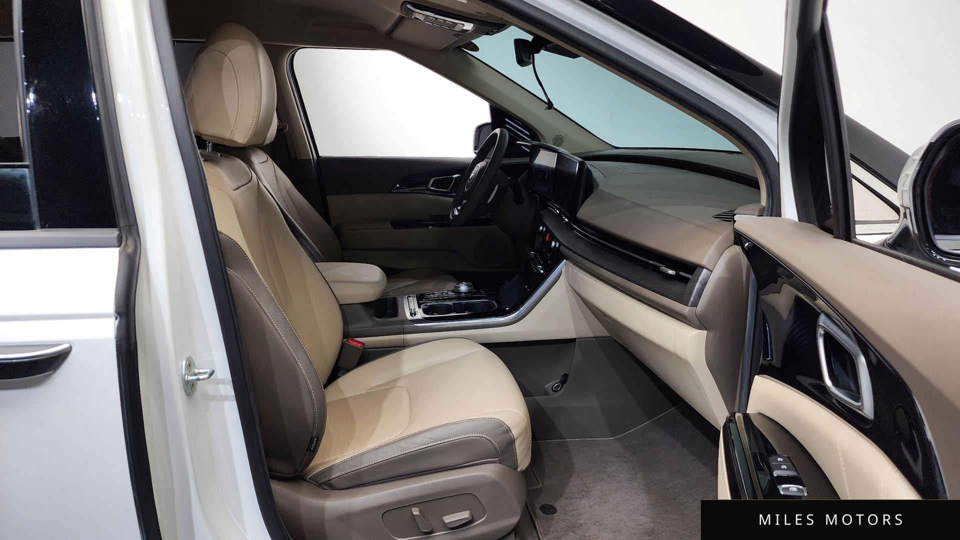 Kia Carnival 2021 — миниатюра 11