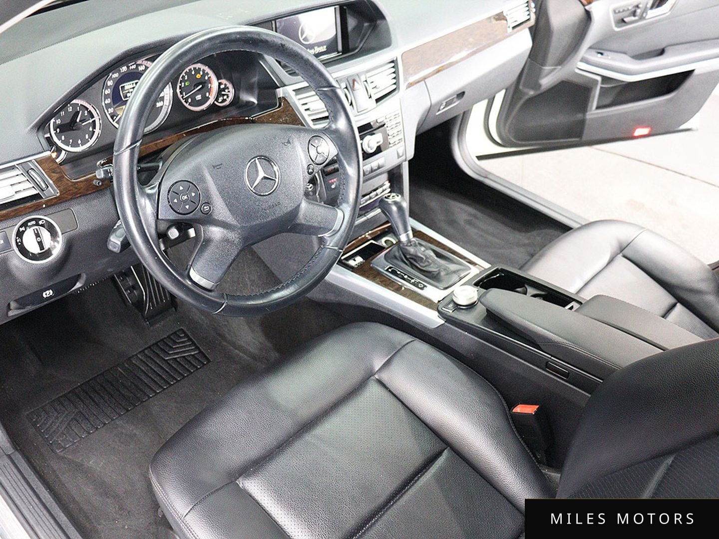 Mercedes-Benz E-Class W212 2011 — миниатюра 8