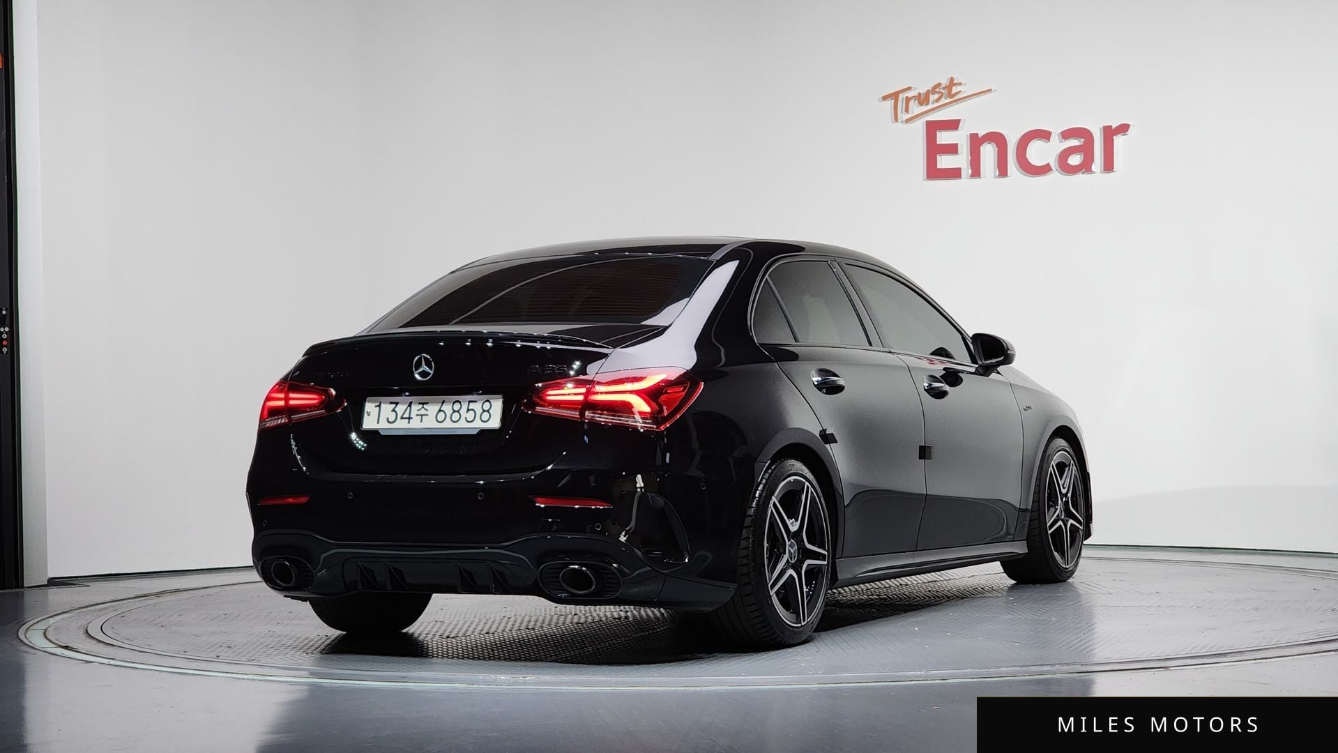 Mercedes-Benz A-Class W177 2023 — миниатюра 2