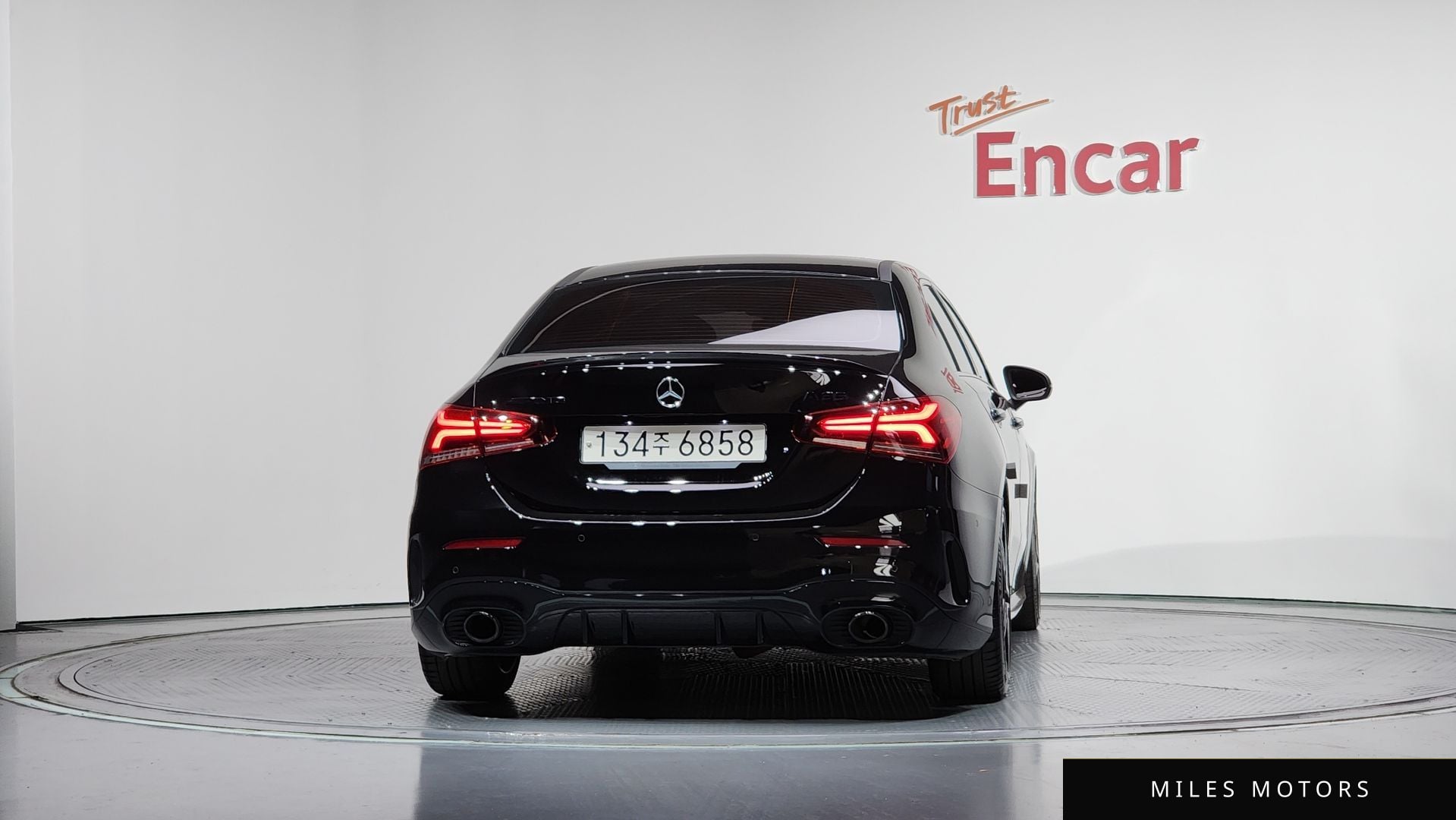 Mercedes-Benz A-Class W177 2023 — миниатюра 4
