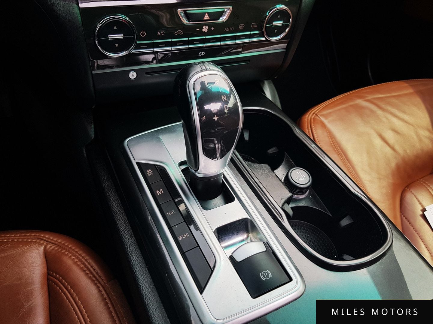 Maserati 기블리 2014 — миниатюра 13