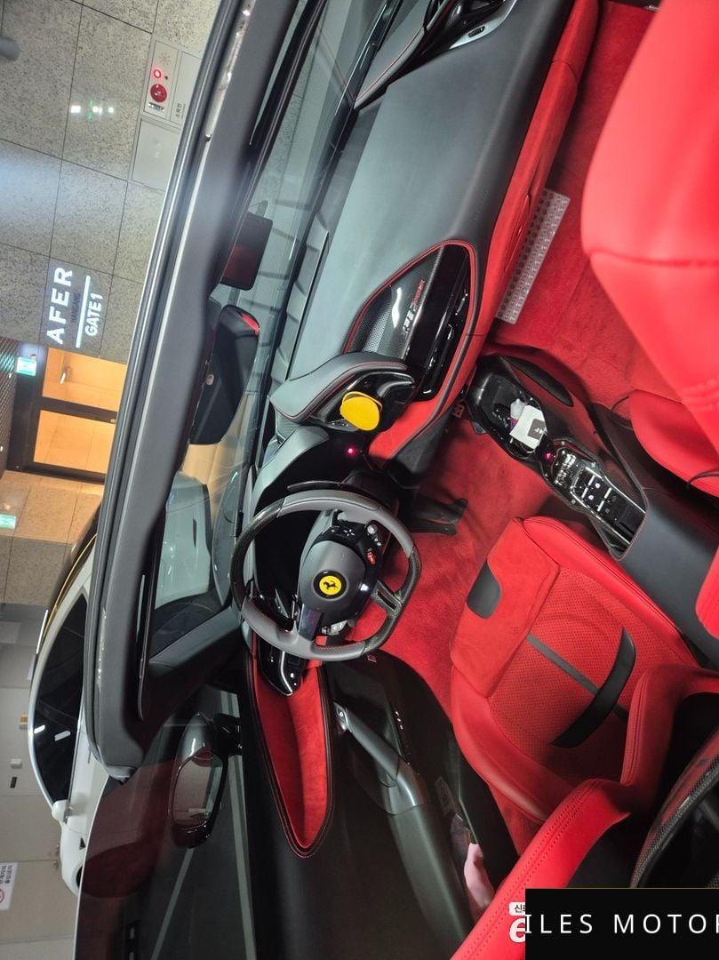 Ferrari SF90 스파이더 2023 — миниатюра 14