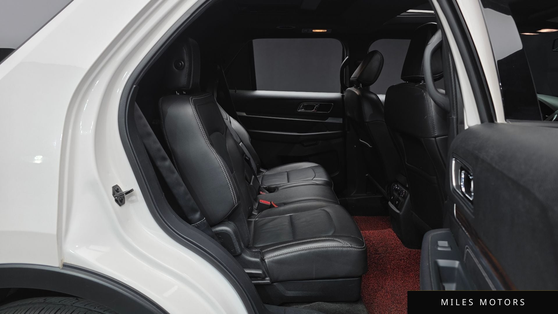 Ford Explorer 2018 — миниатюра 17