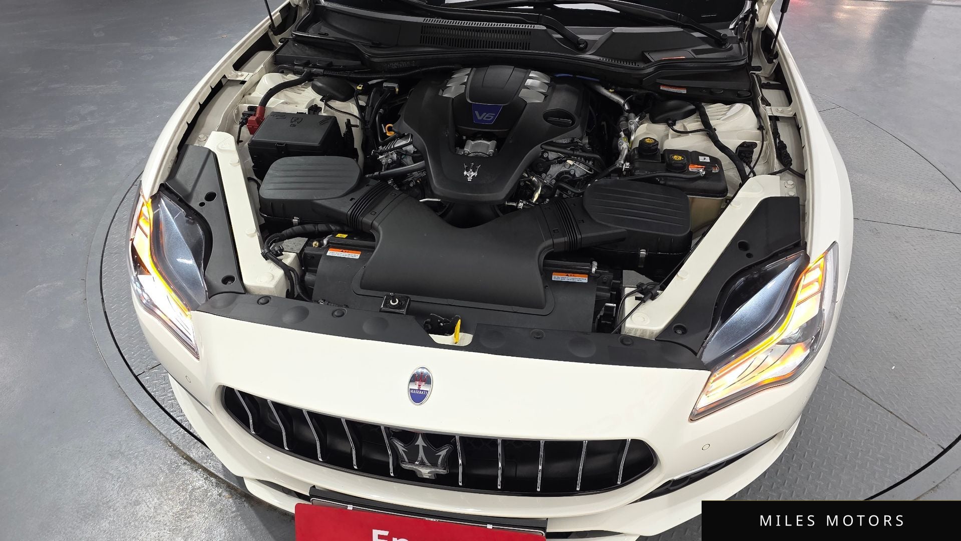 Maserati Quattroporte 2018 — миниатюра 6