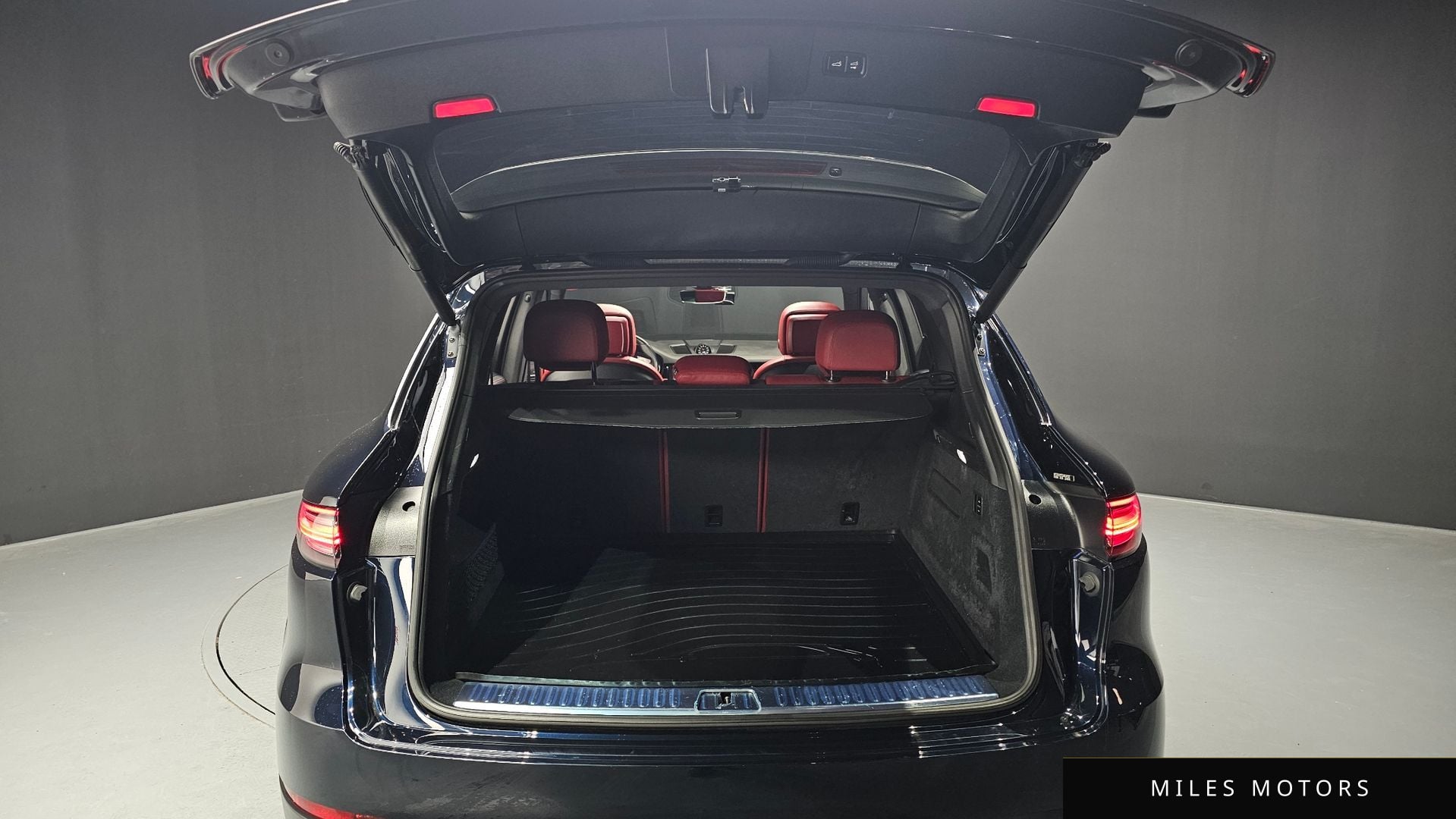 Porsche 카이엔 (PO536) 2020 — миниатюра 25