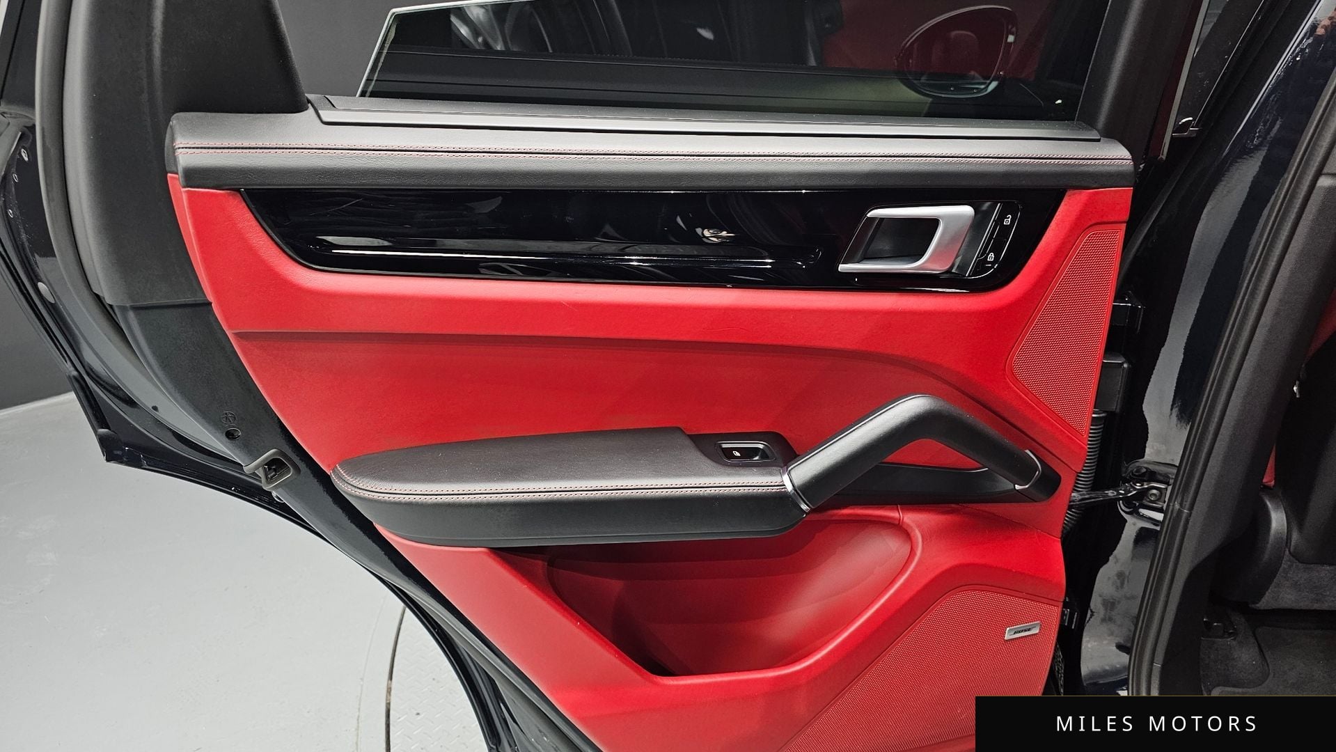 Porsche 카이엔 (PO536) 2020 — миниатюра 15