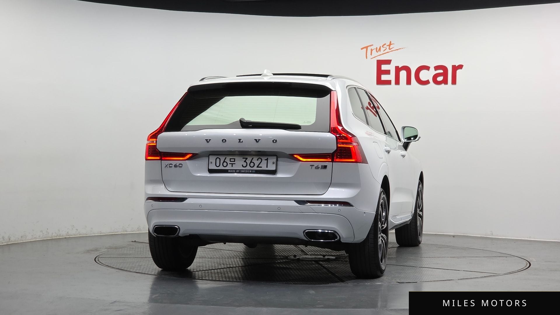 Volvo XC60 2019 — миниатюра 4
