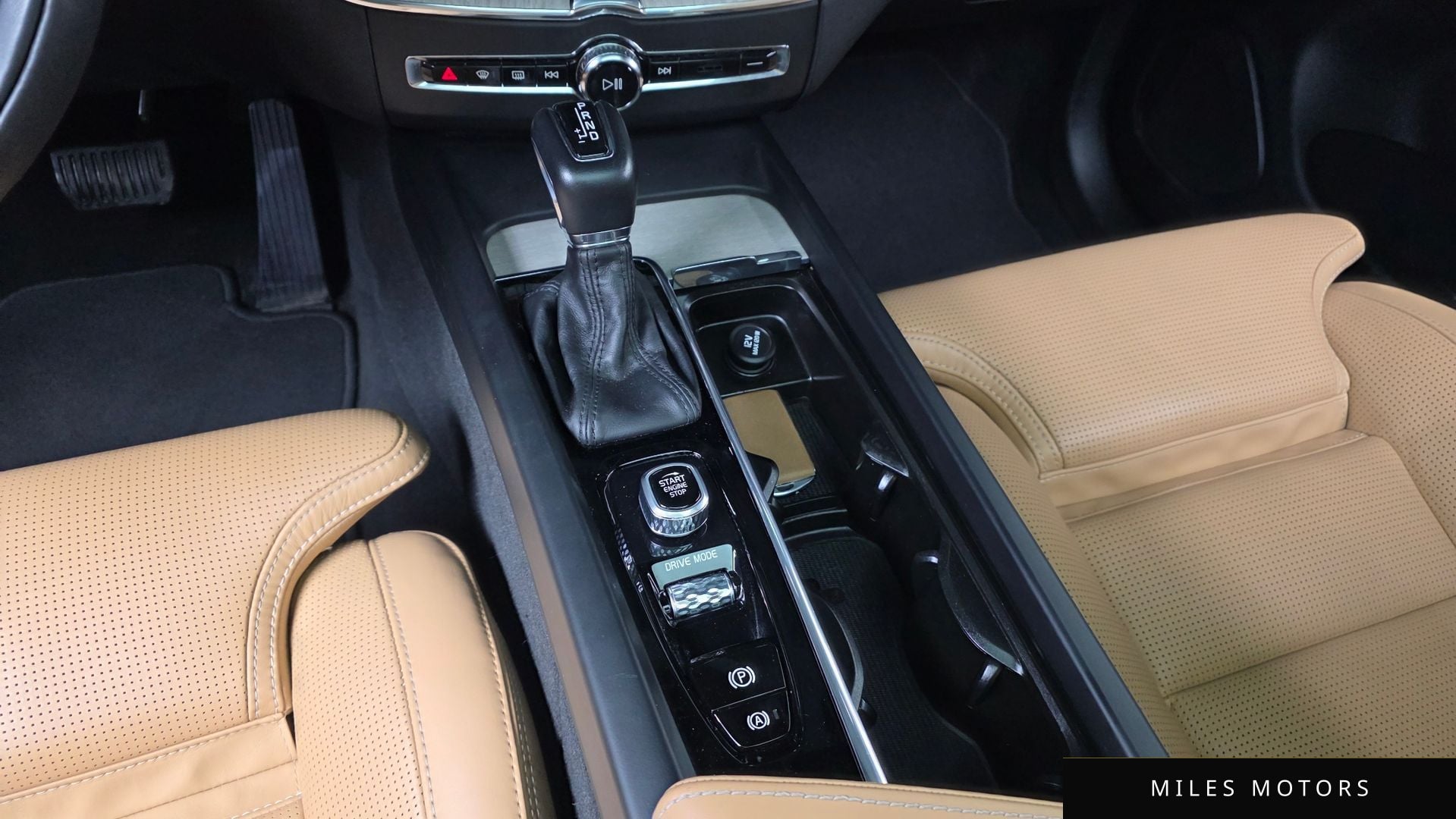 Volvo XC60 2019 — миниатюра 9