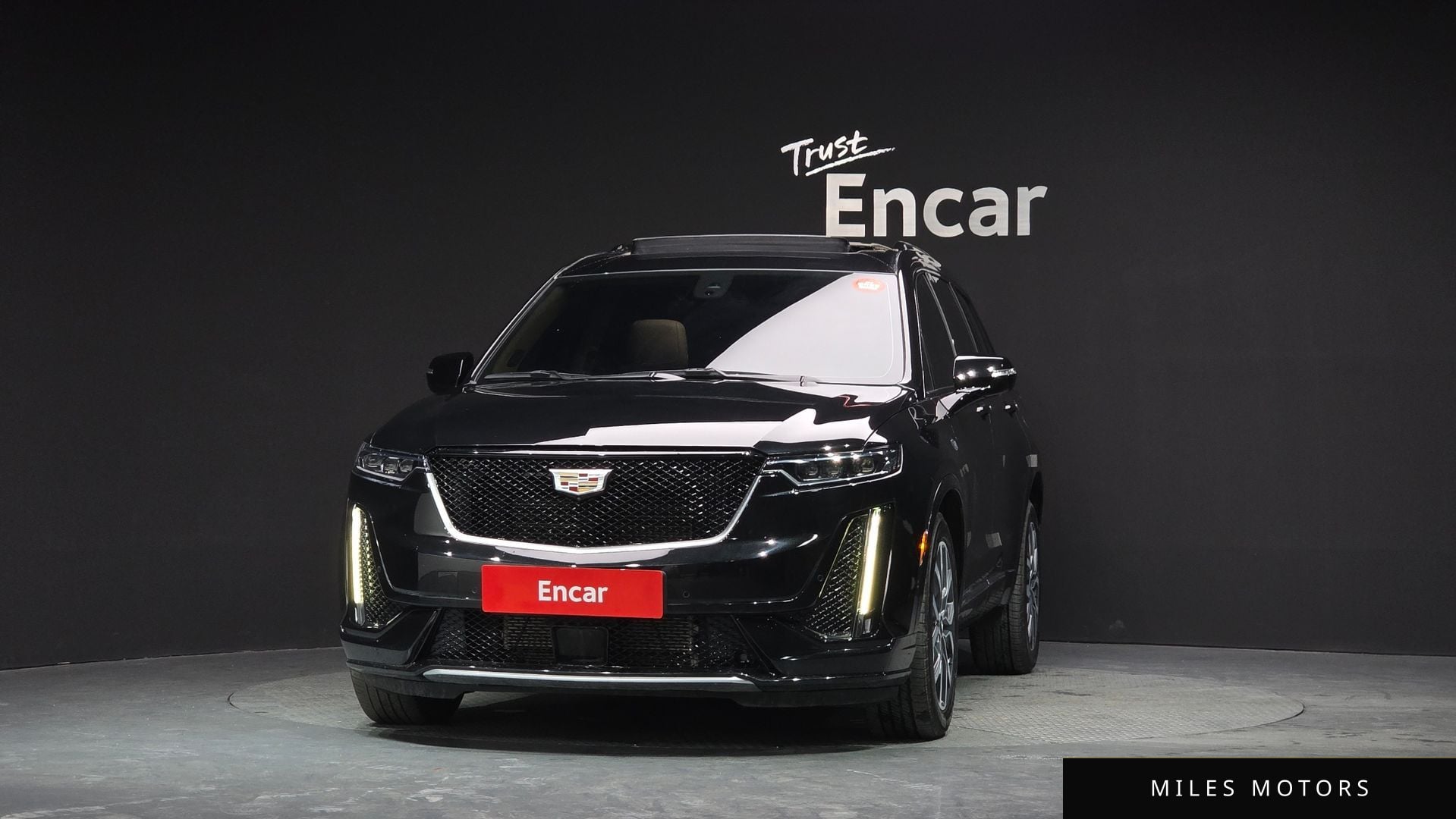 Cadillac XT6 2023 — миниатюра 3
