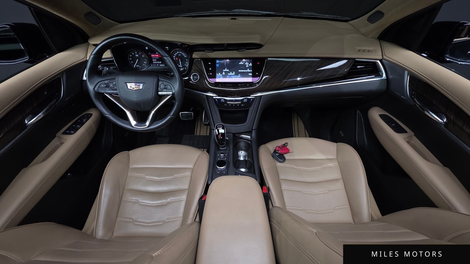 Cadillac XT6 2023 — миниатюра 10
